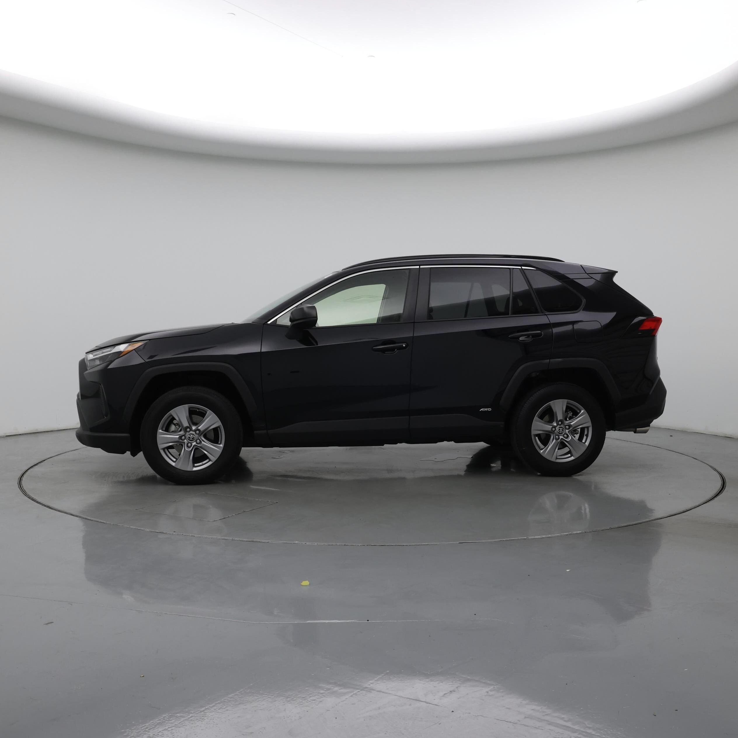 Thumbnail: 2025 Toyota RAV4 - 3