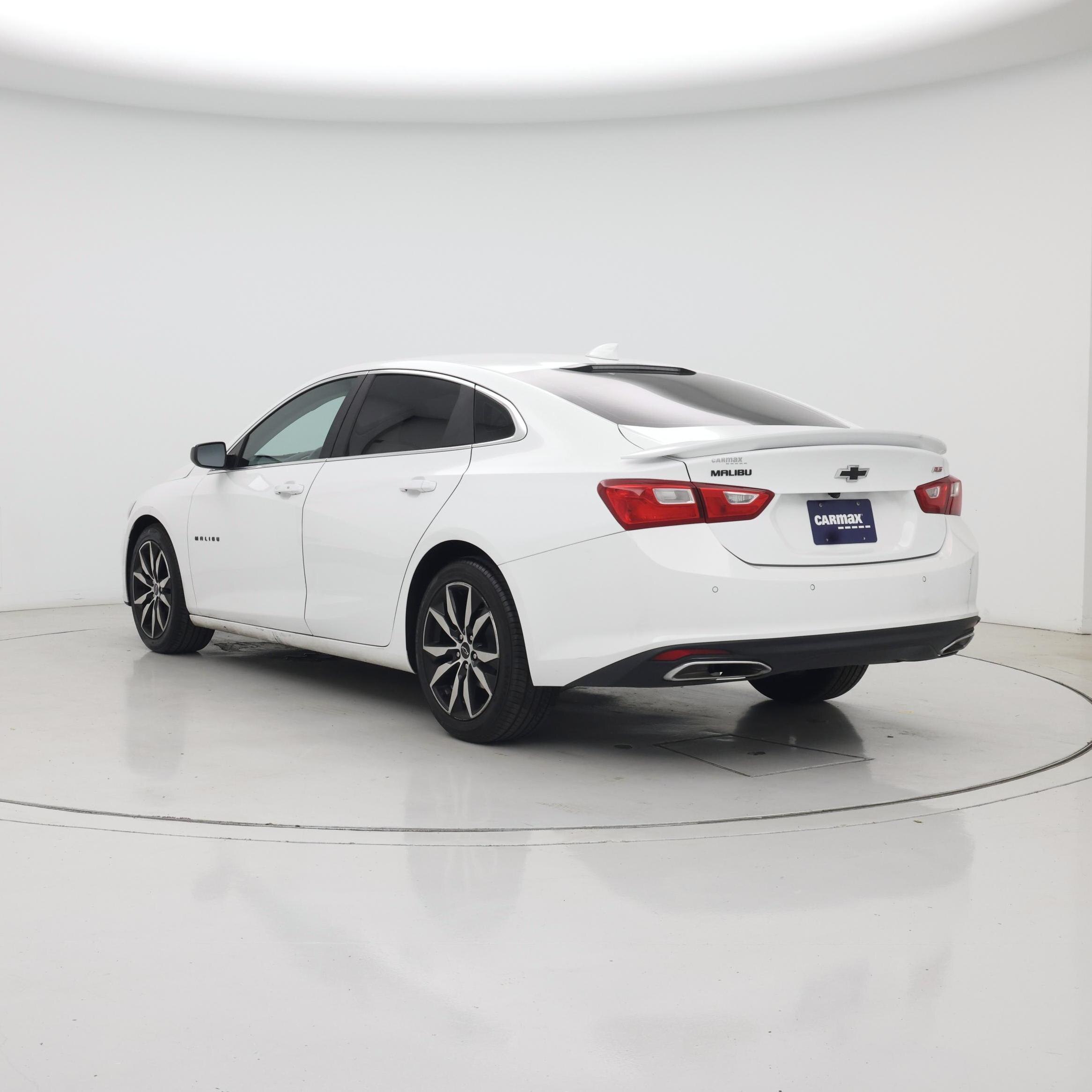 Thumbnail: 2022 Chevrolet Malibu - 2