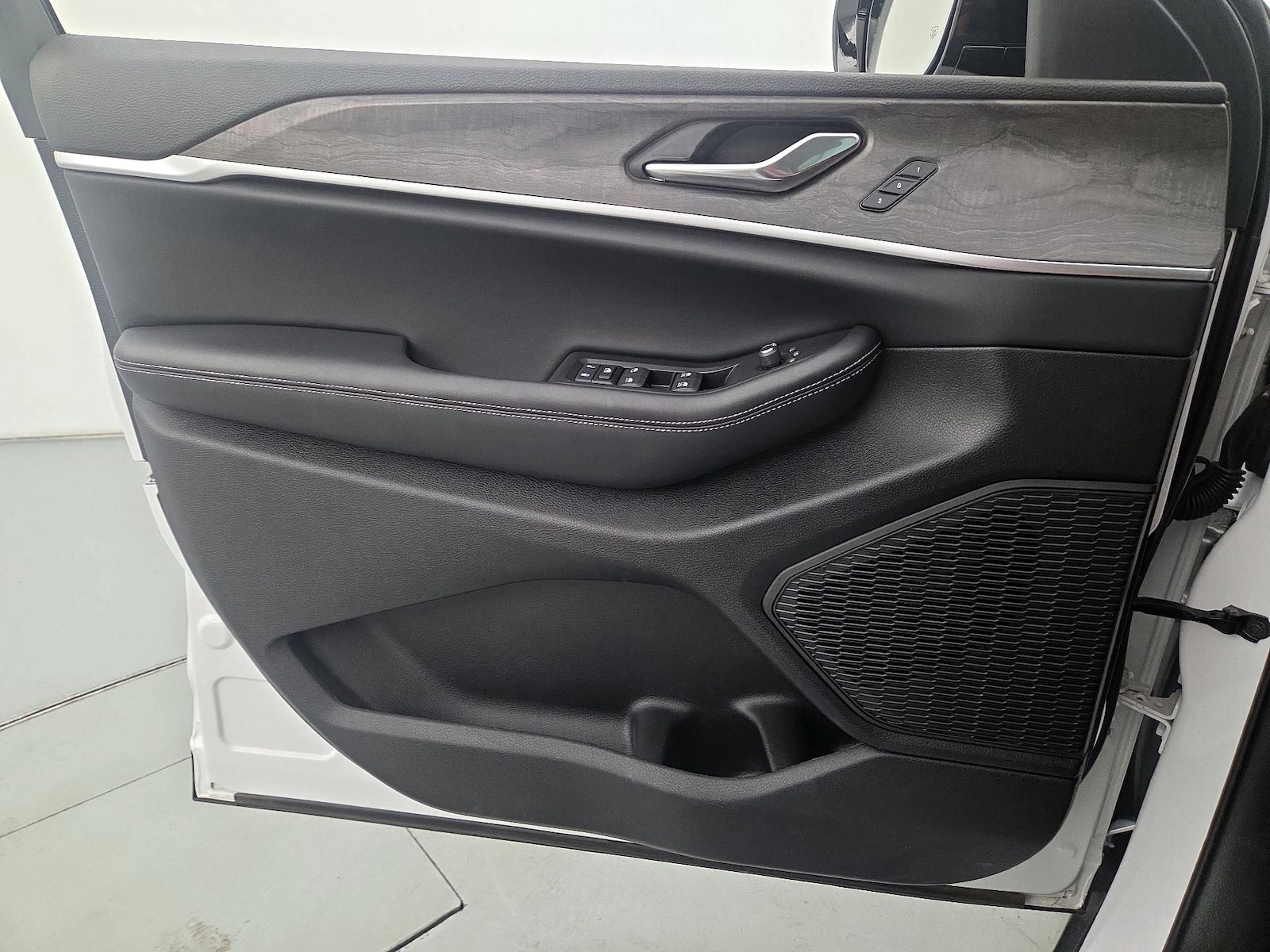 2025 Jeep Grand Cherokee Limited - Photo 13