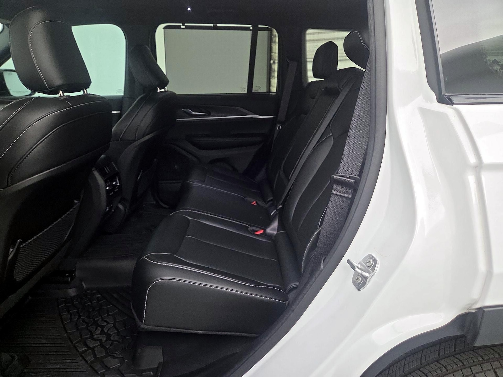 2025 Jeep Grand Cherokee Limited - Photo 22