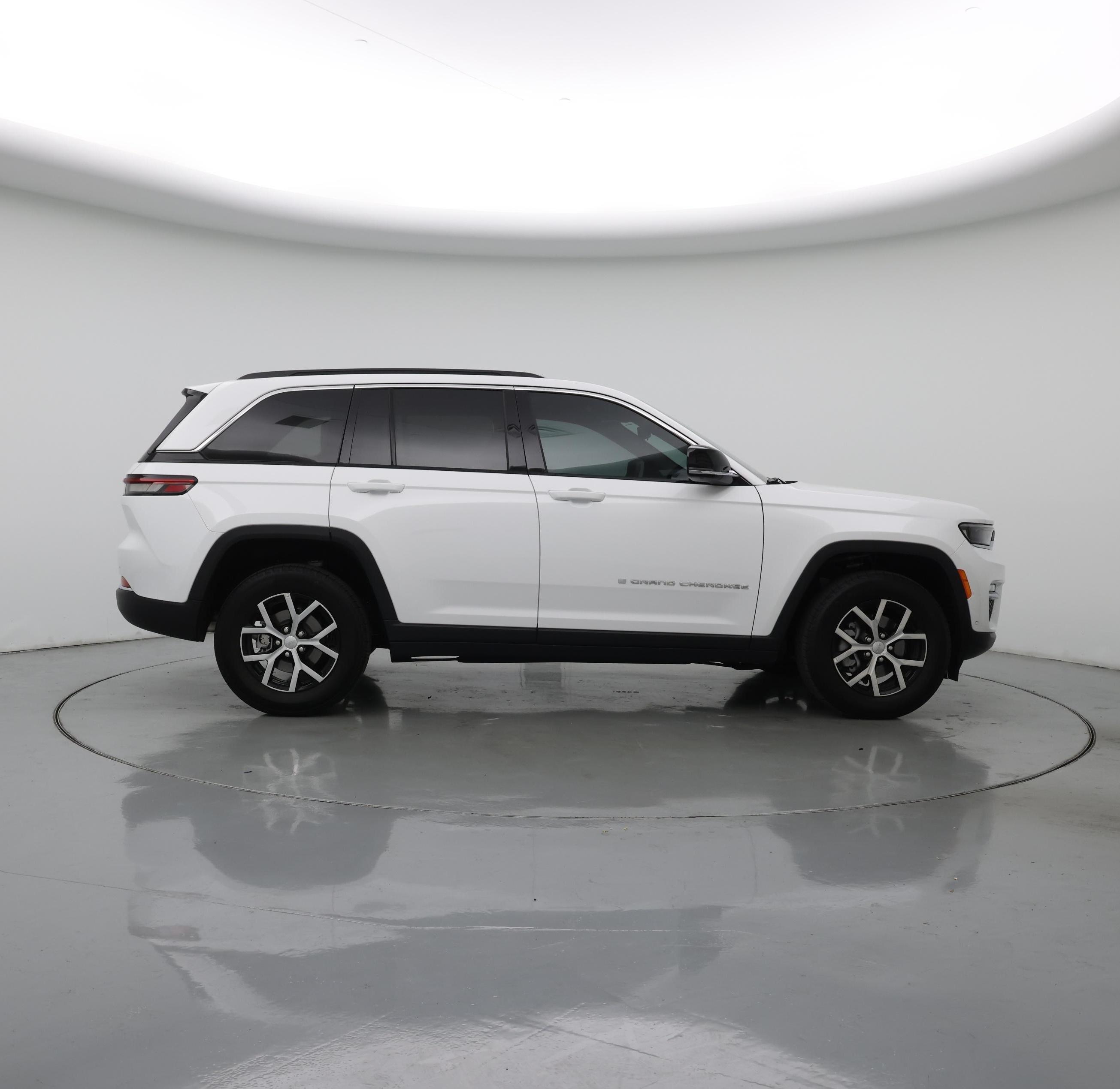 Thumbnail: 2025 Jeep Grand Cherokee - 7