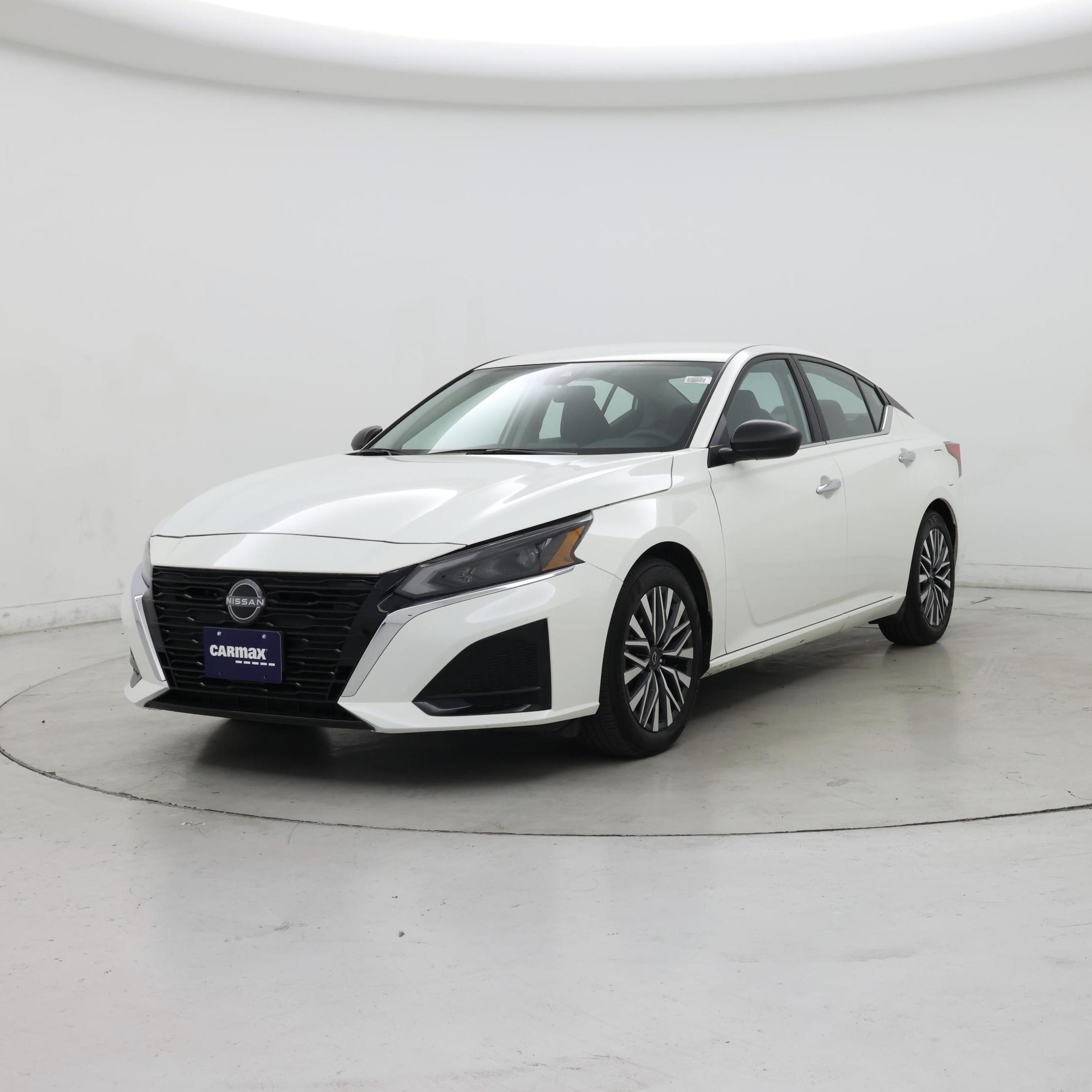 Thumbnail: 2025 Nissan Altima - 4