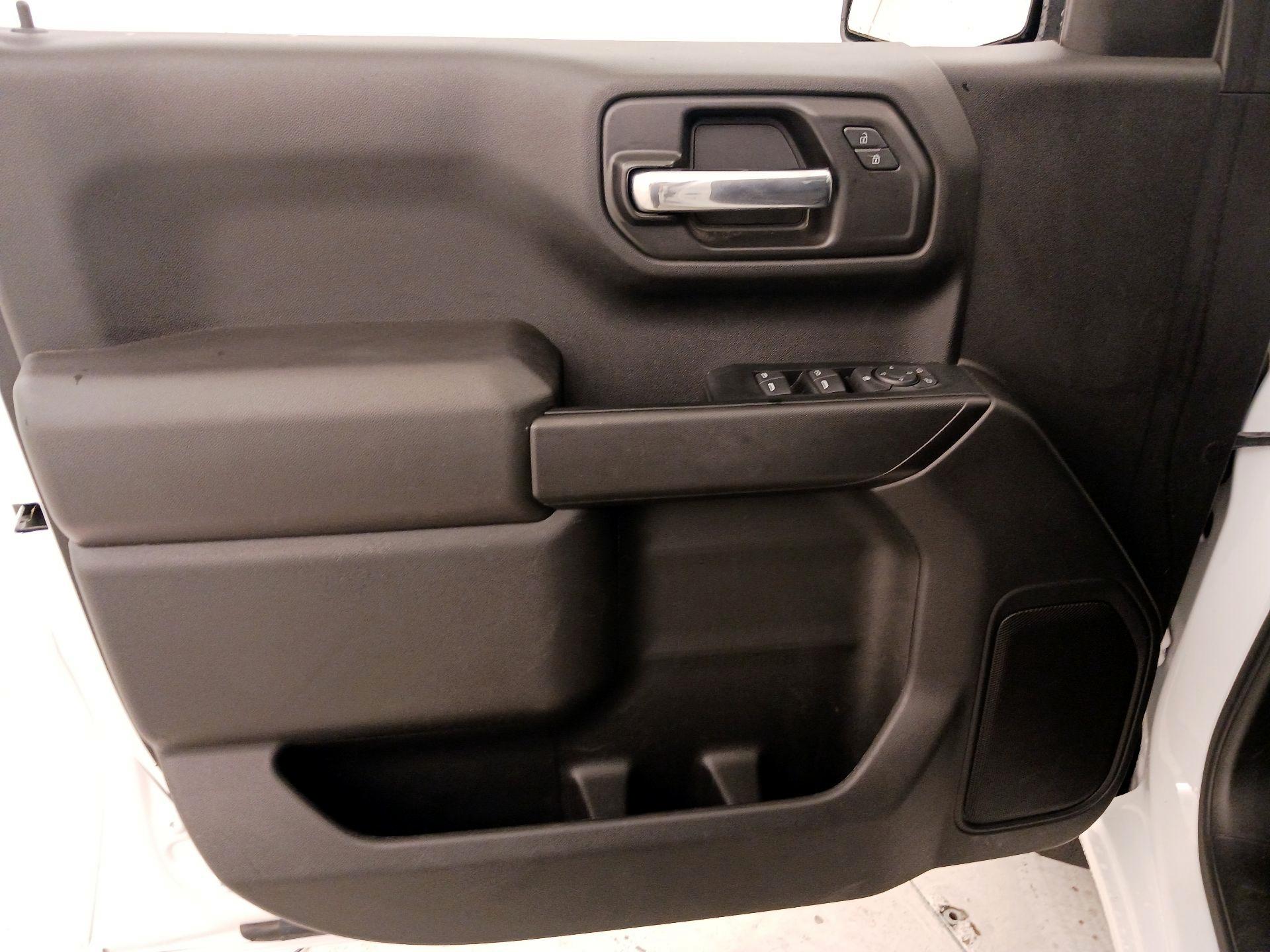 Thumbnail: 2024 Chevrolet Silverado 1500 - 12