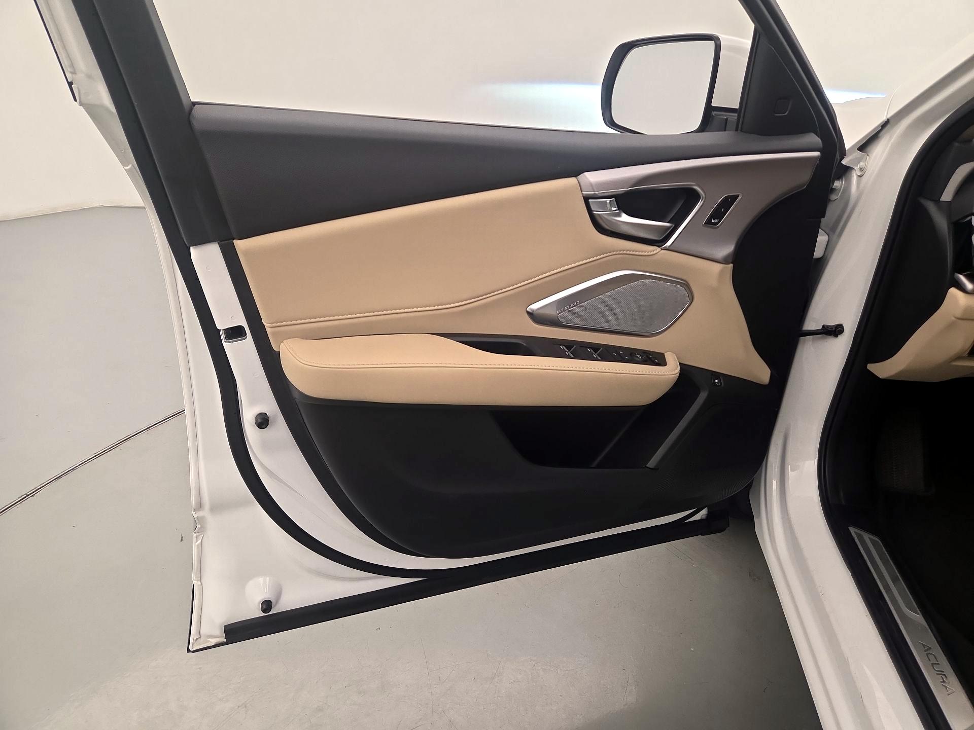 Thumbnail: 2021 Acura RDX - 12