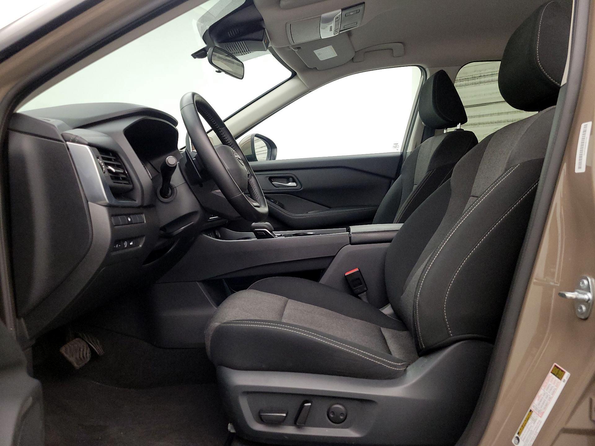 Thumbnail: 2025 Nissan Rogue - 11