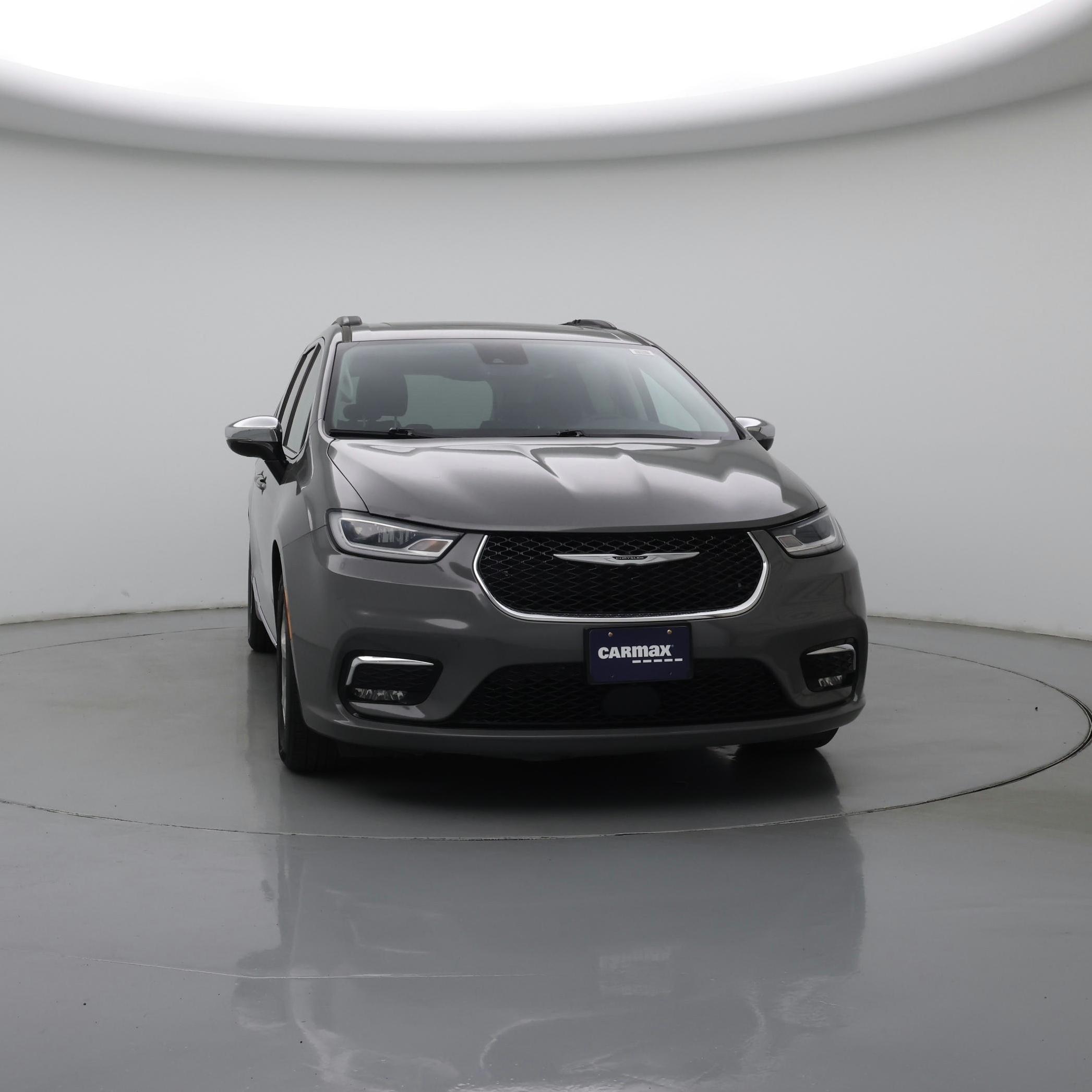 Thumbnail: 2023 Chrysler Pacifica - 5