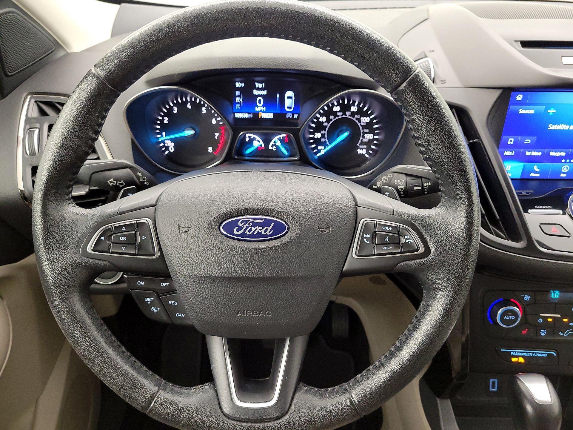 Thumbnail: 2017 Ford Escape - 10