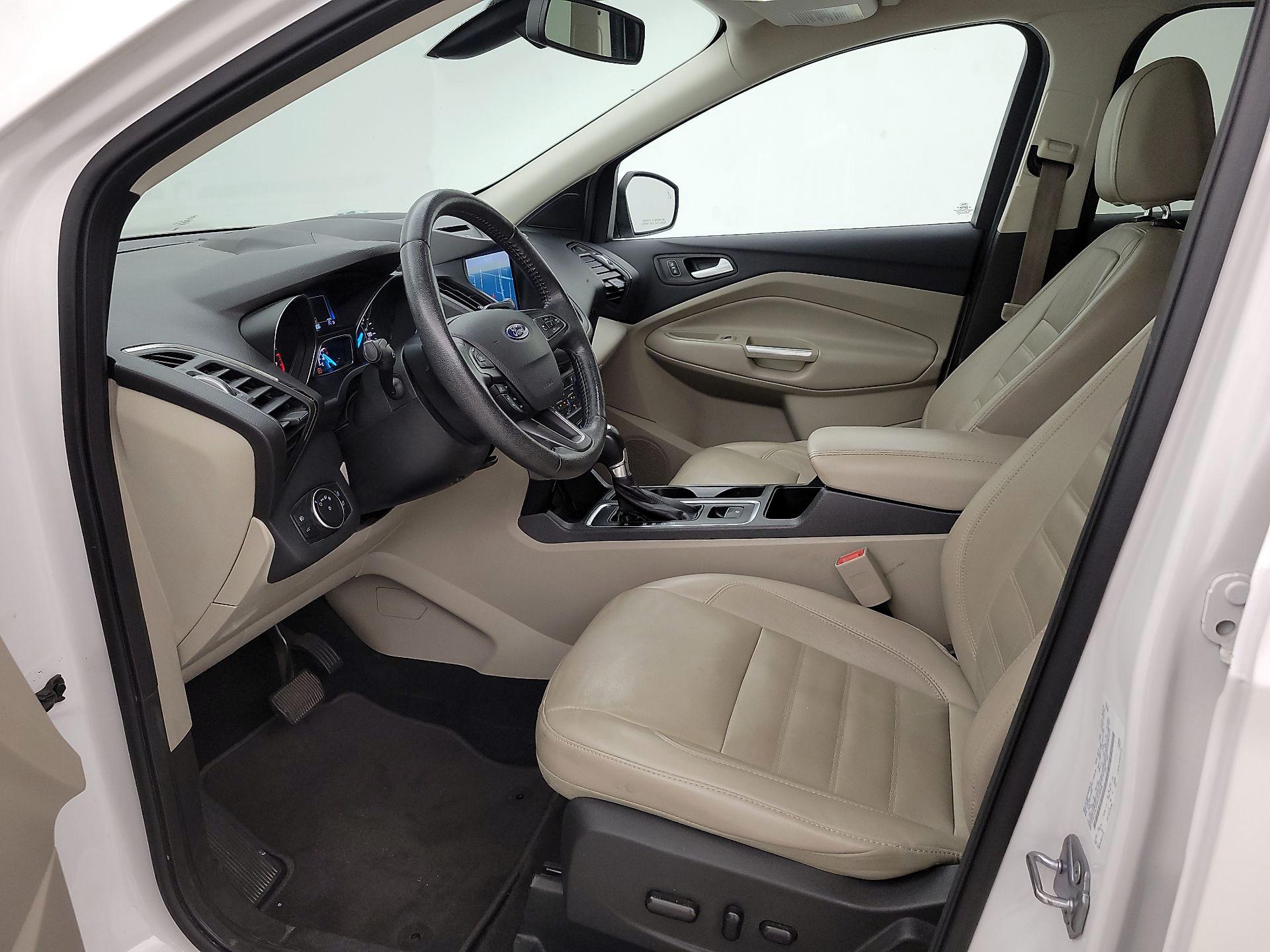 Thumbnail: 2017 Ford Escape - 11