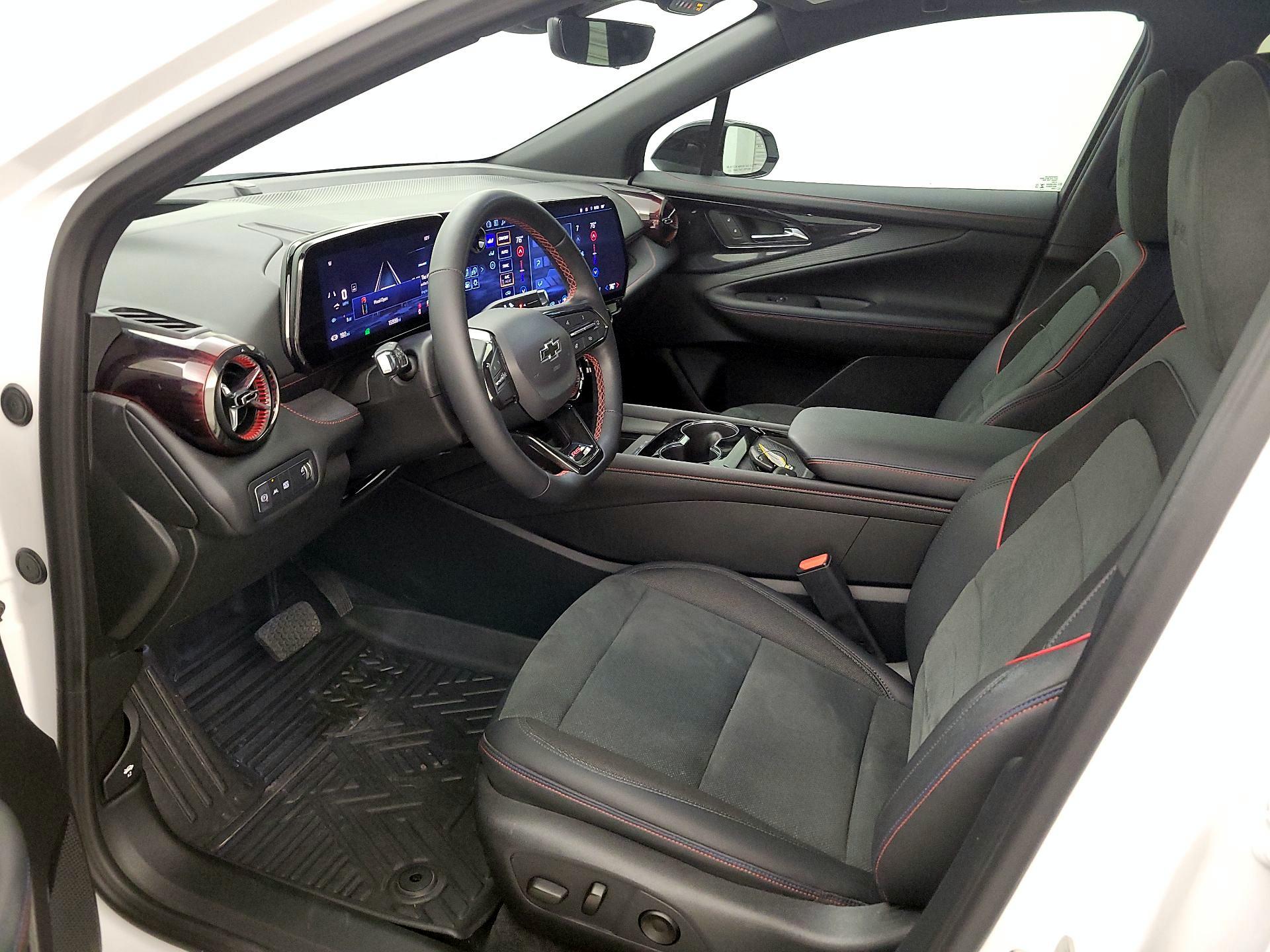 Thumbnail: 2024 Chevrolet Blazer EV - 11