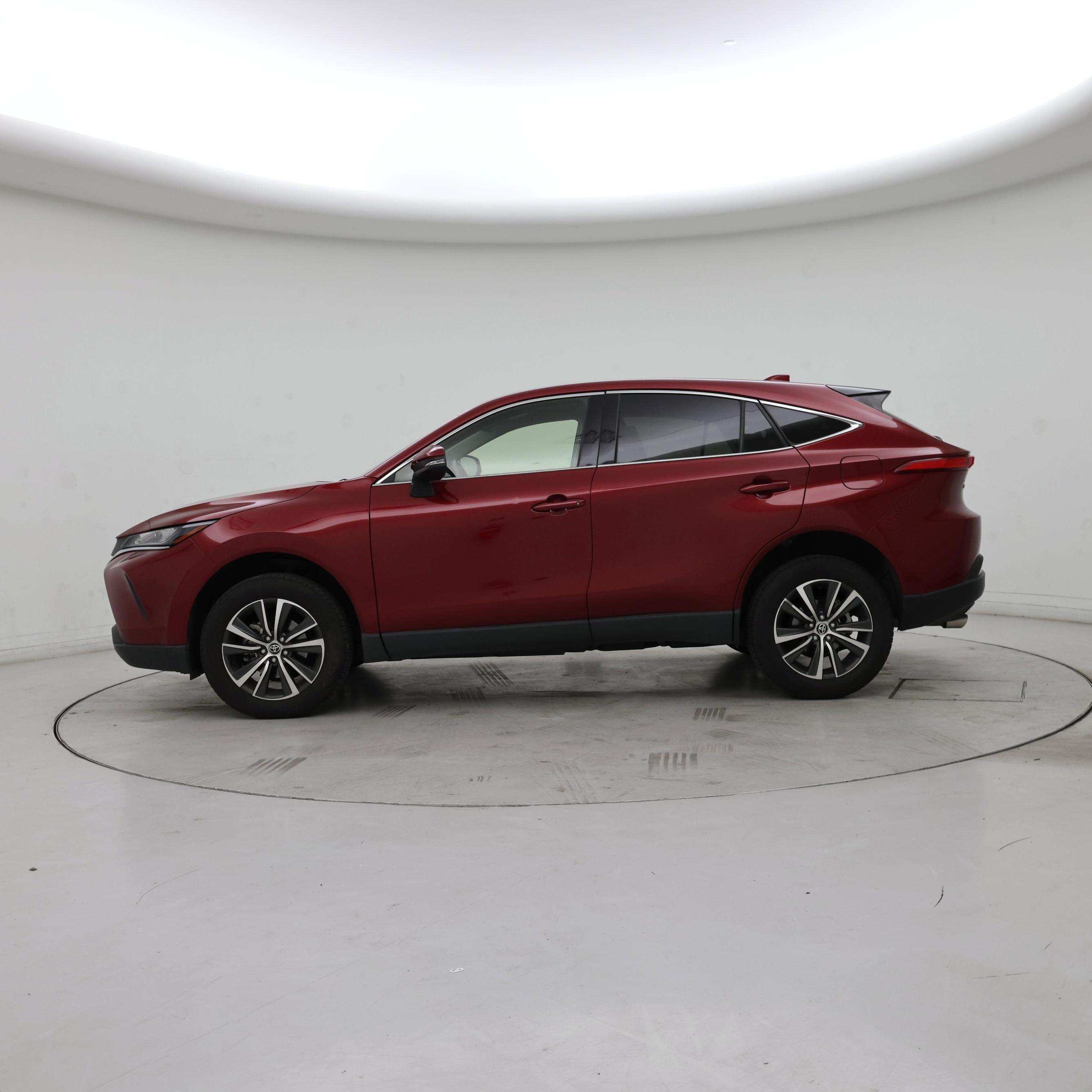 Thumbnail: 2022 Toyota Venza - 3
