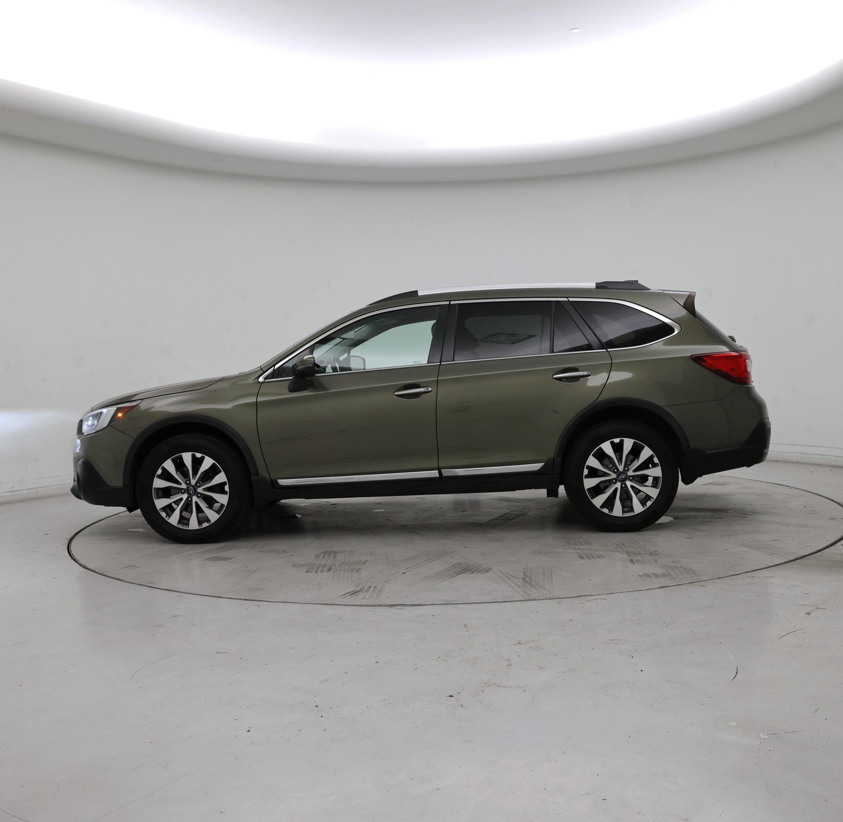 Thumbnail: 2019 Subaru Outback - 3