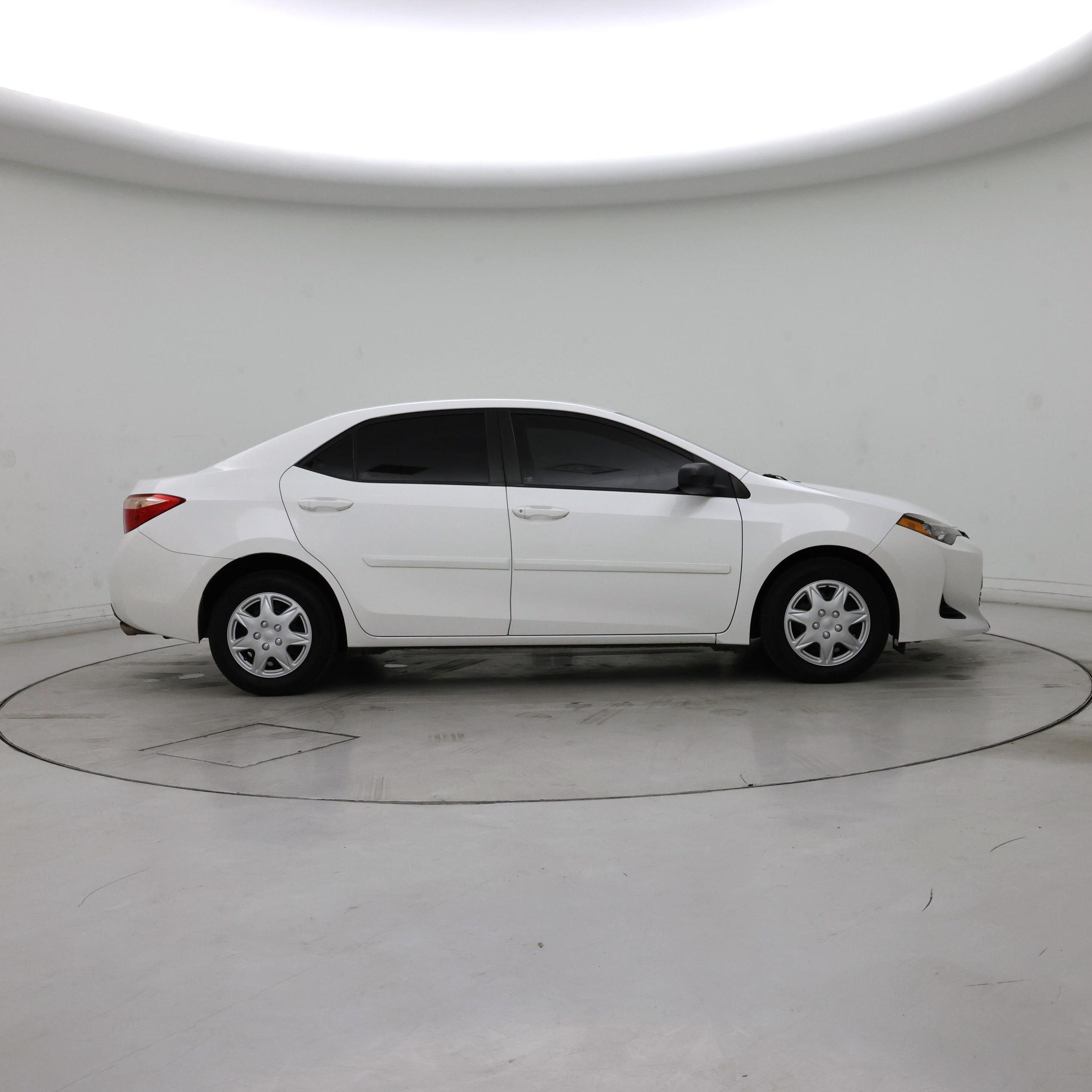 Thumbnail: 2017 Toyota Corolla - 7