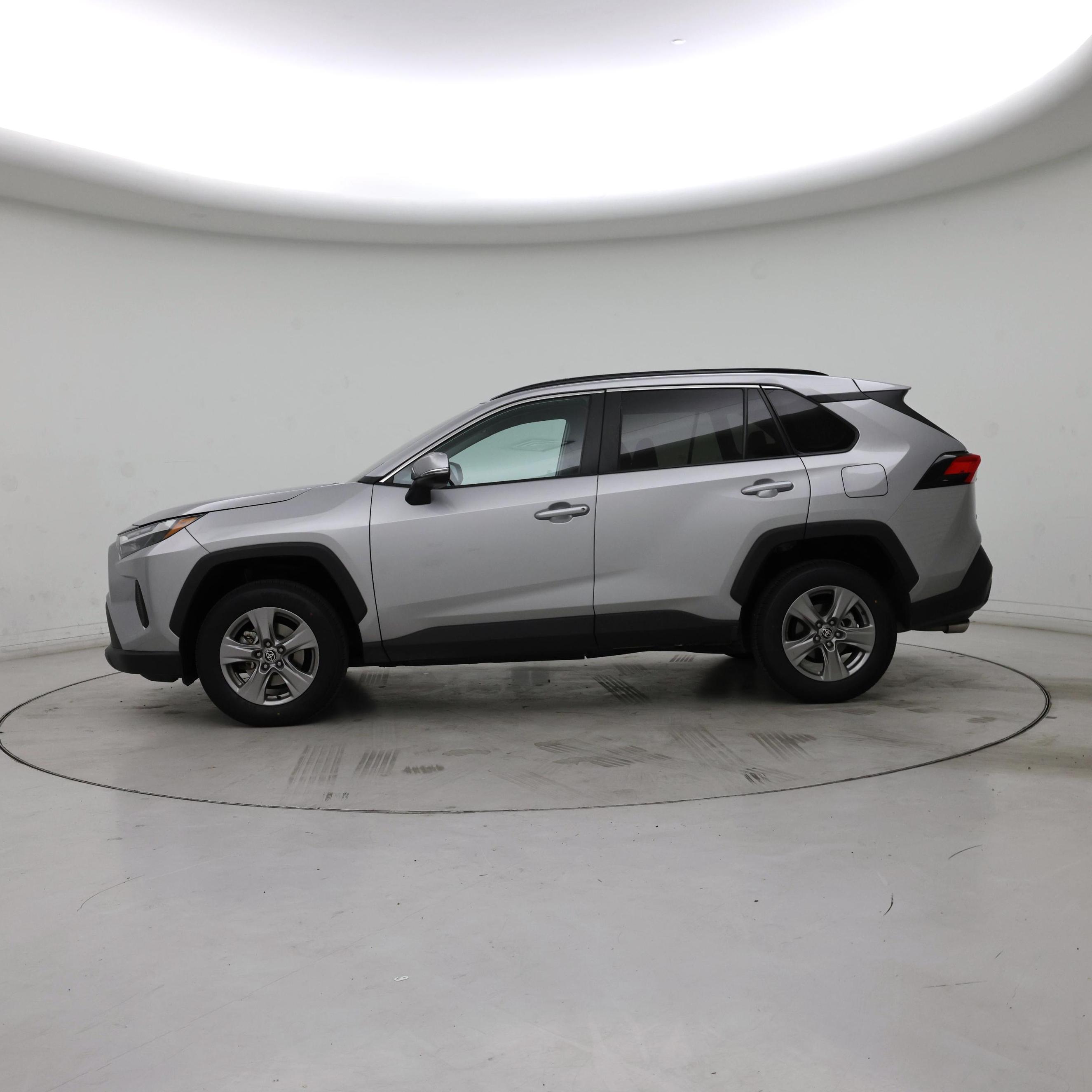 Thumbnail: 2024 Toyota RAV4 - 3