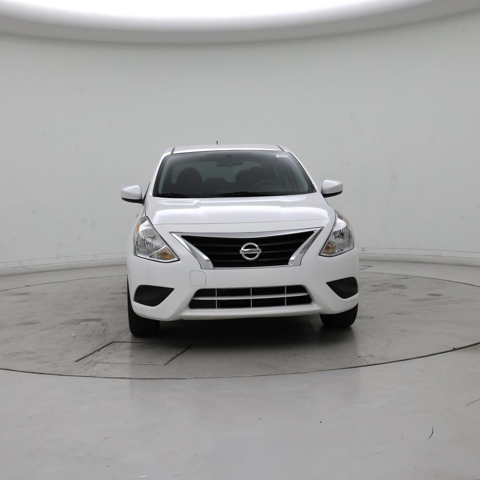 Thumbnail: 2017 Nissan Versa - 5