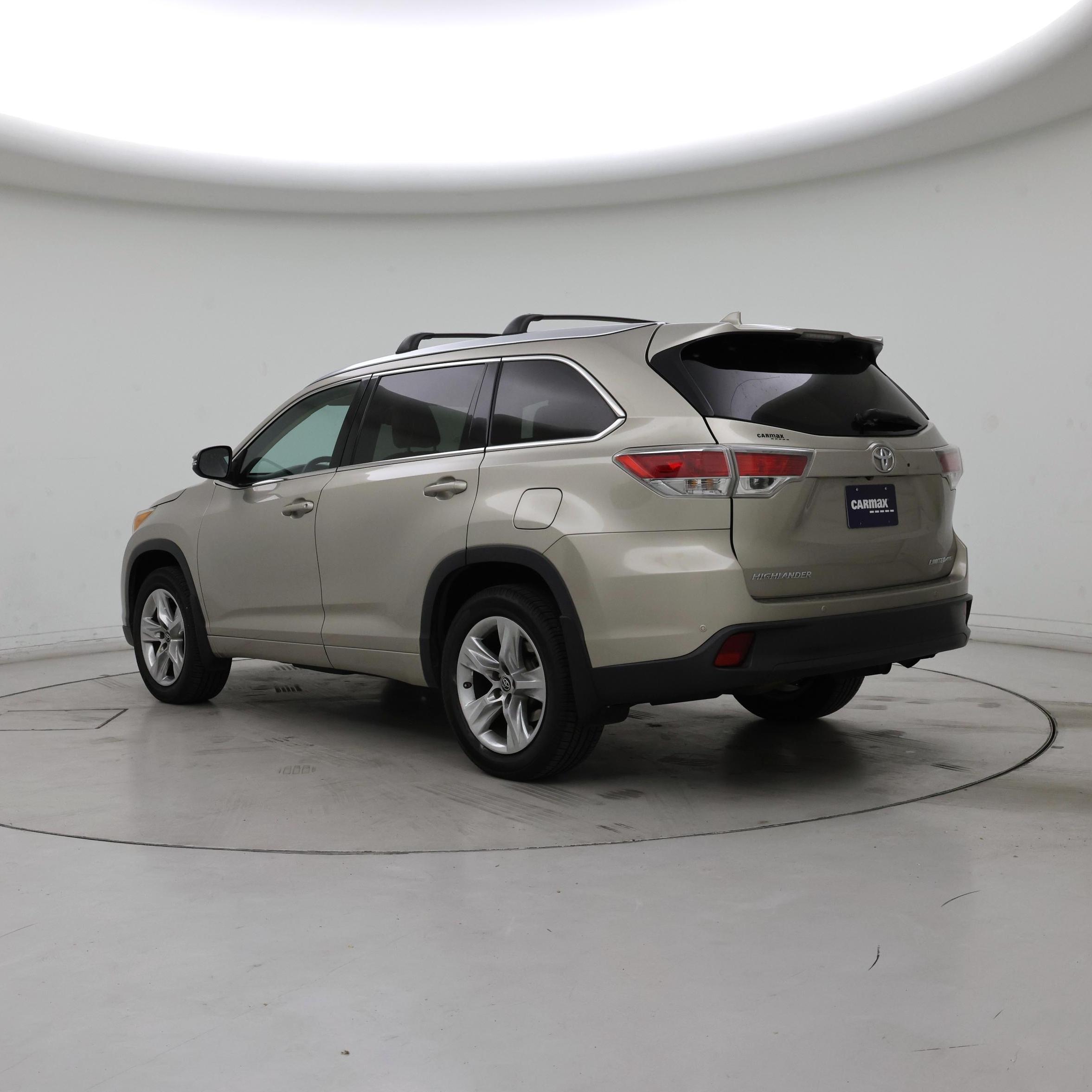 Thumbnail: 2016 Toyota Highlander - 2