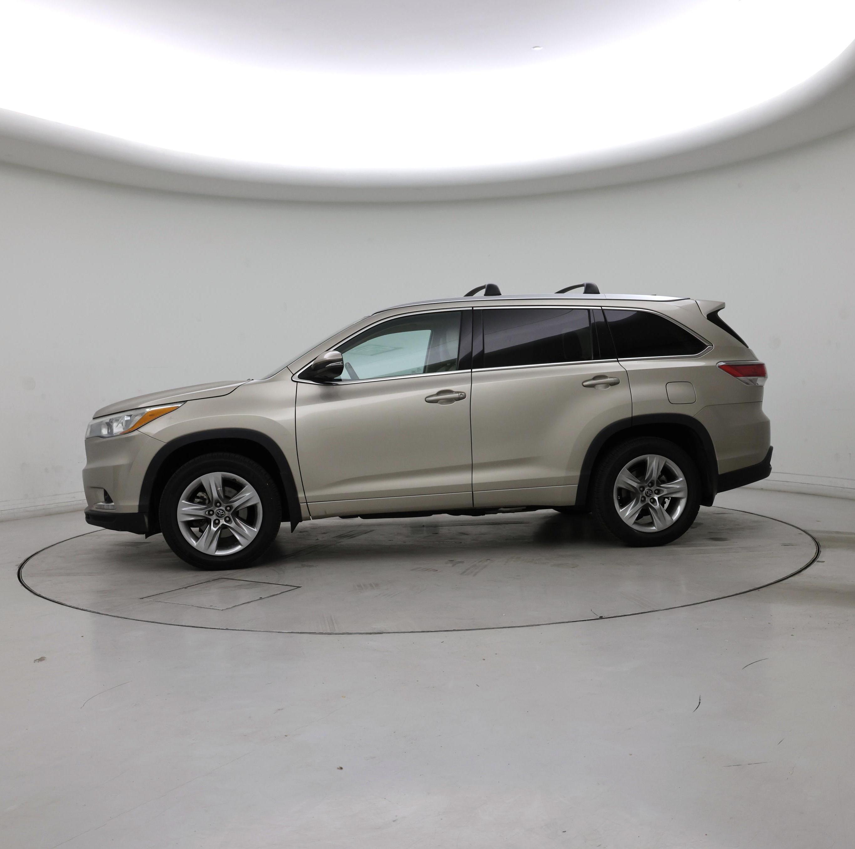 Thumbnail: 2016 Toyota Highlander - 3