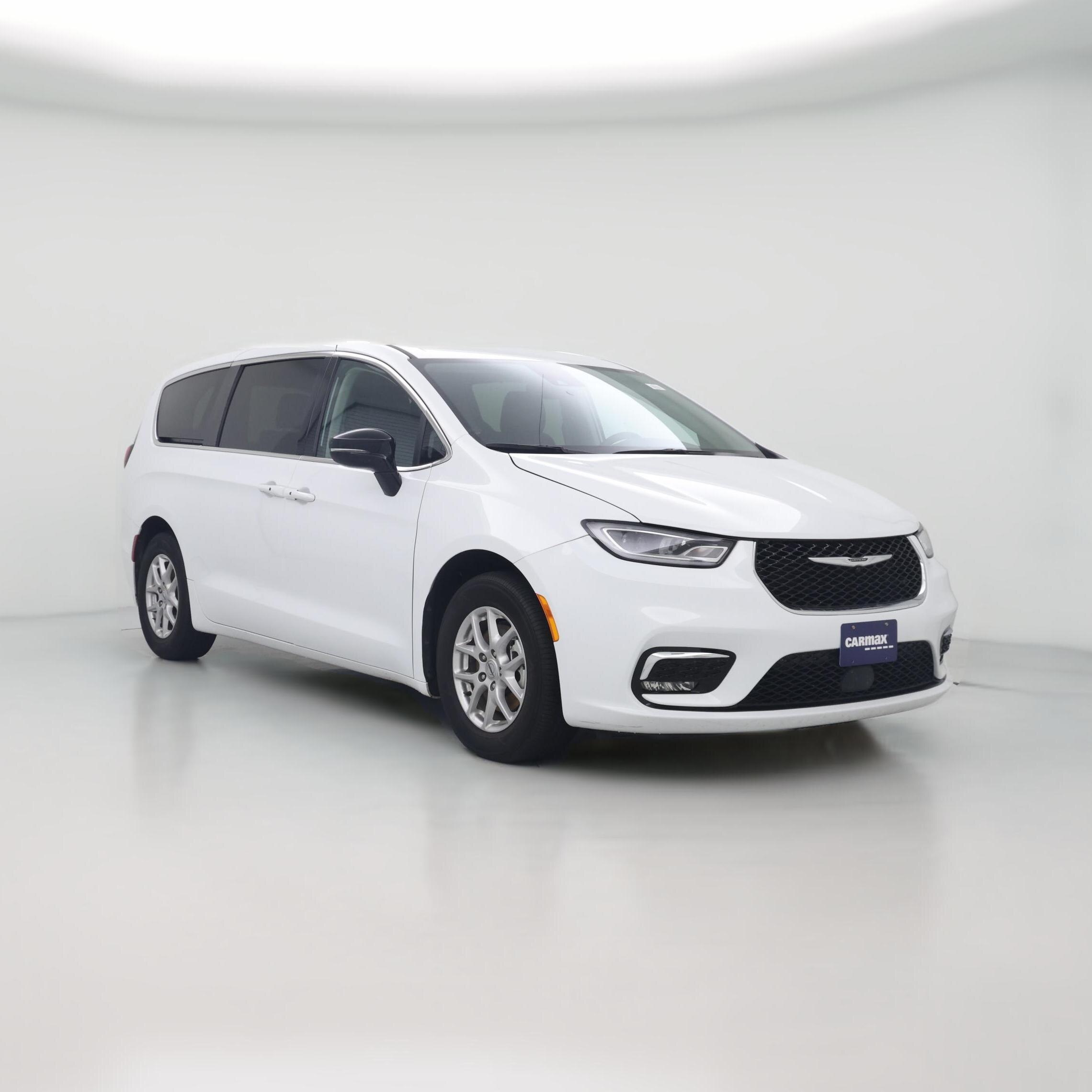 Thumbnail: 2024 Chrysler Pacifica - 1