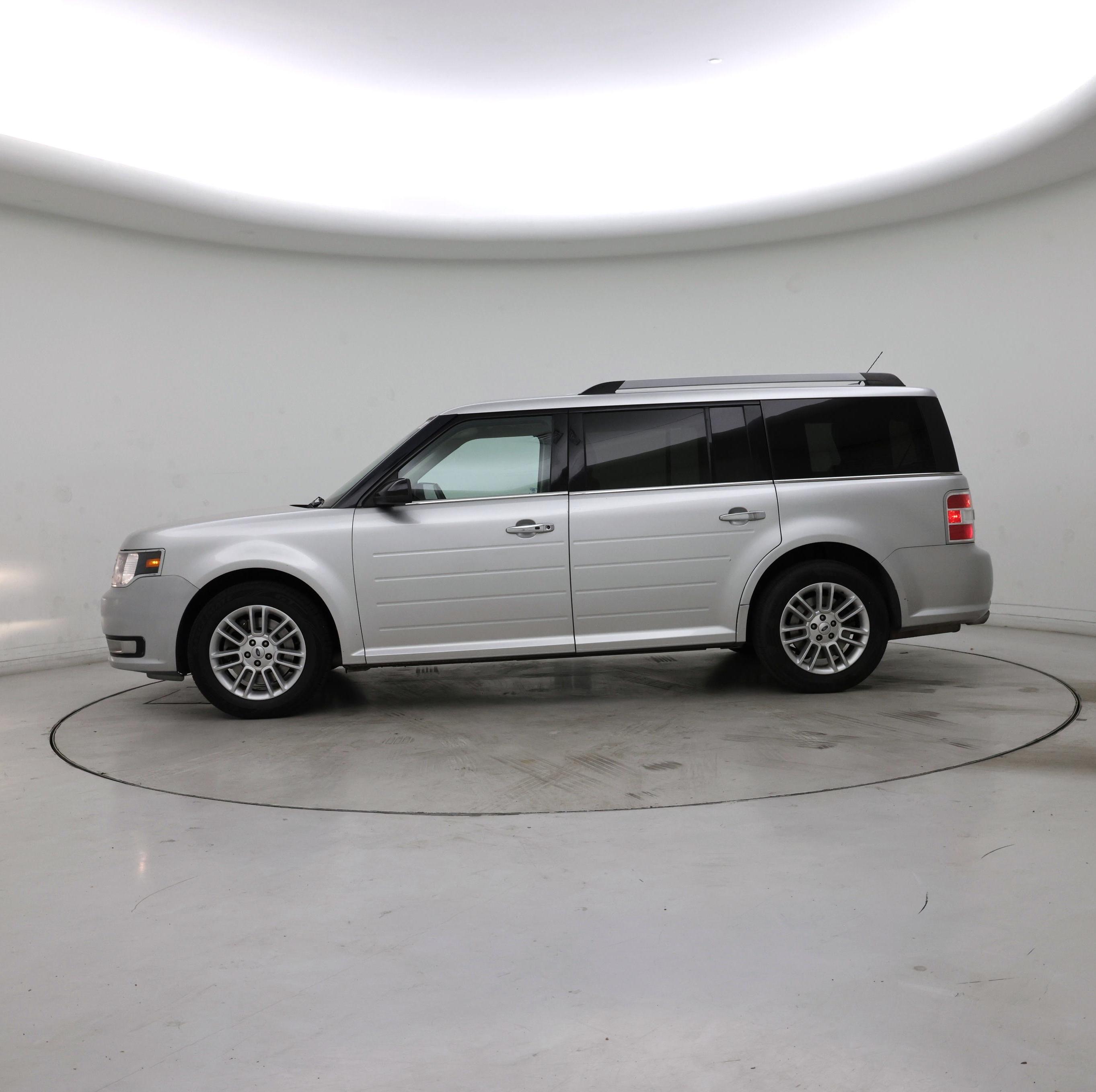 Thumbnail: 2018 Ford Flex - 3