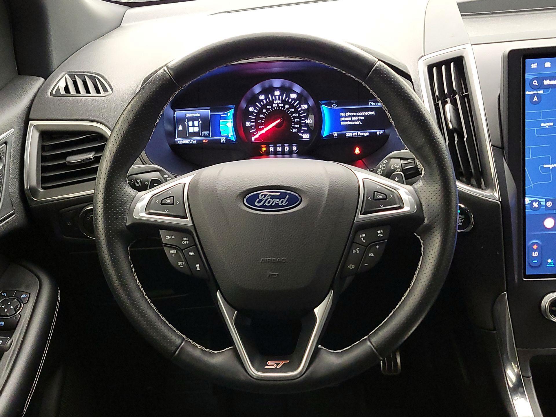 Thumbnail: 2022 Ford Edge - 10