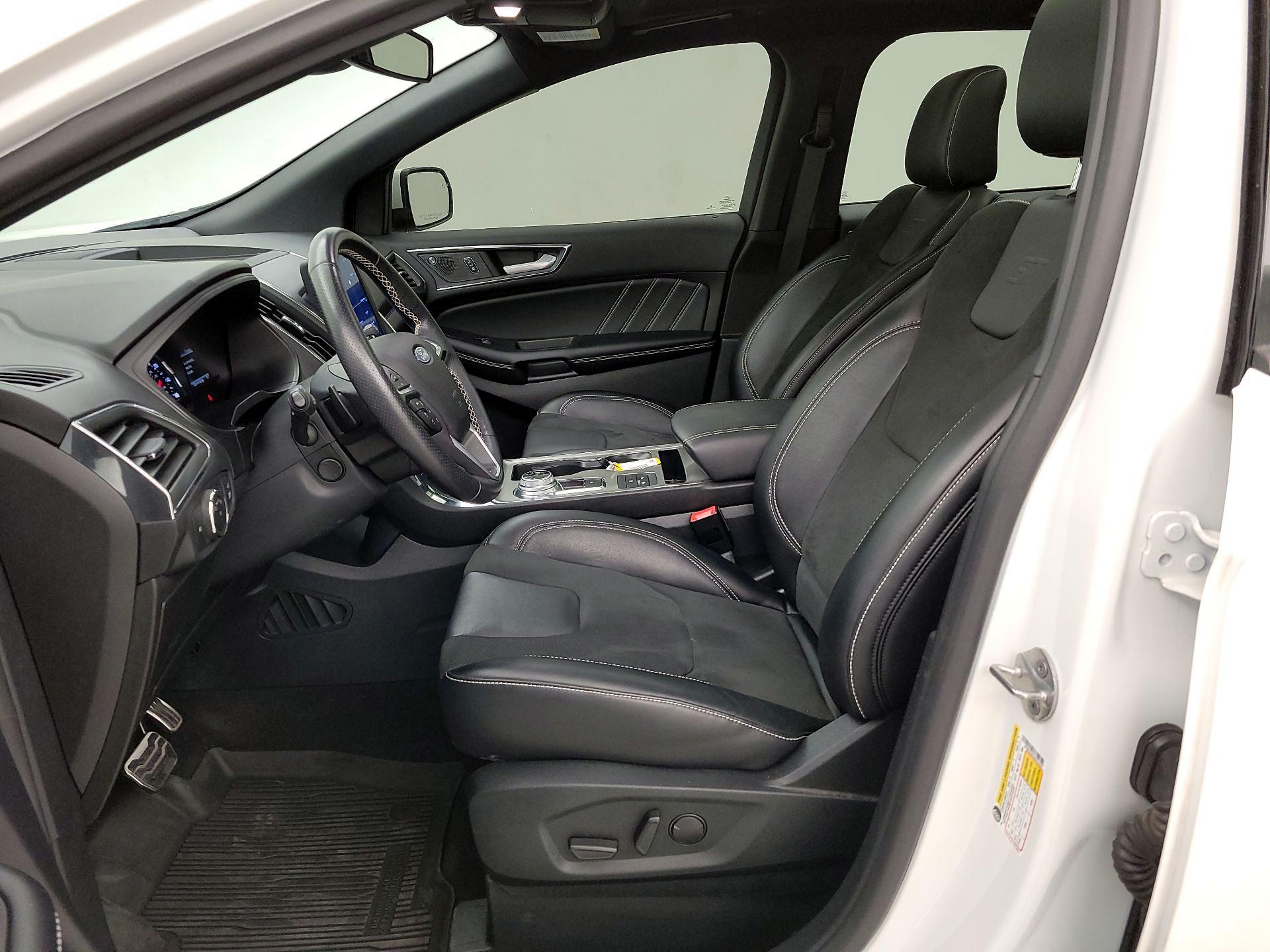 Thumbnail: 2022 Ford Edge - 11