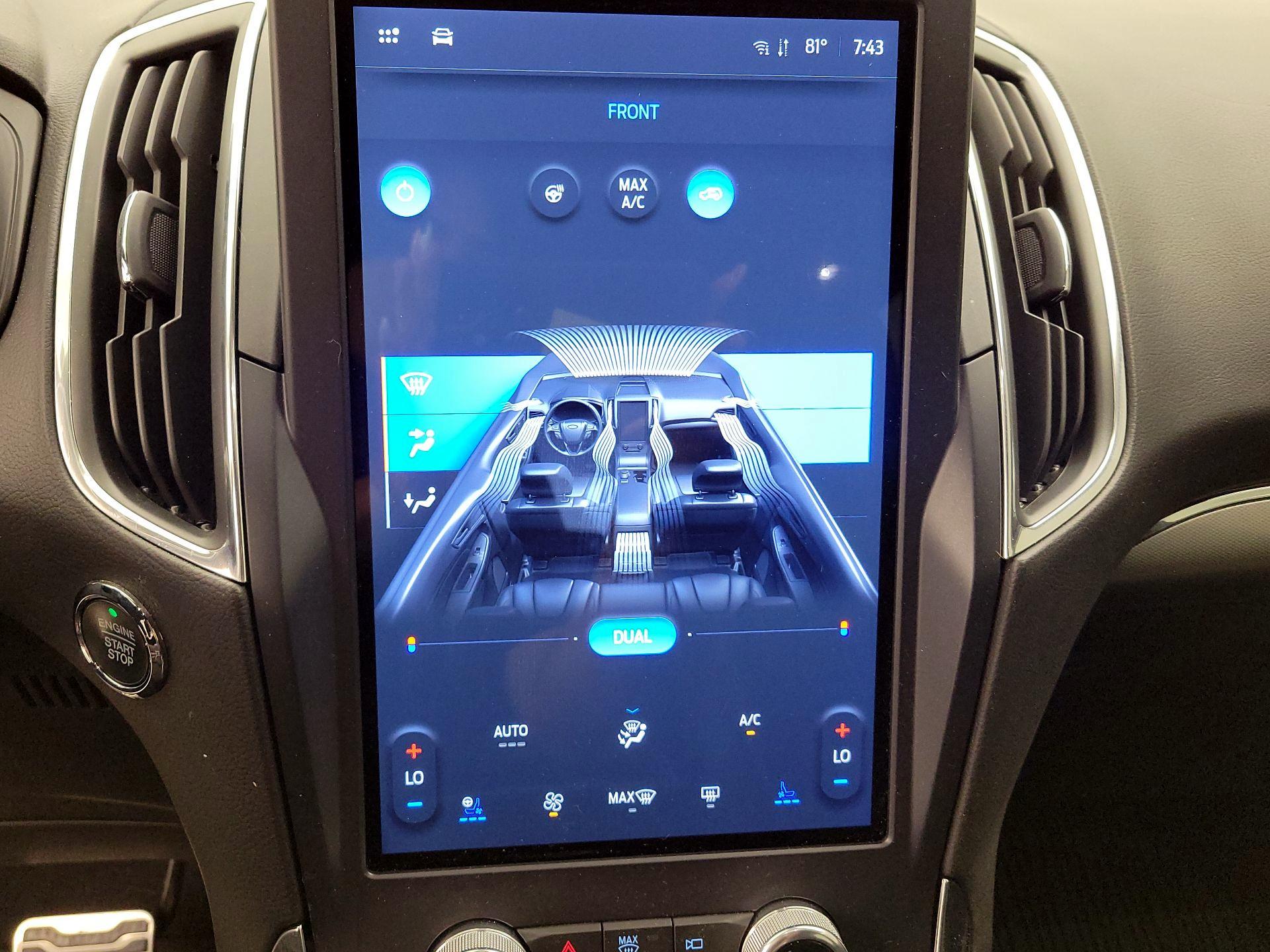 Thumbnail: 2022 Ford Edge - 17