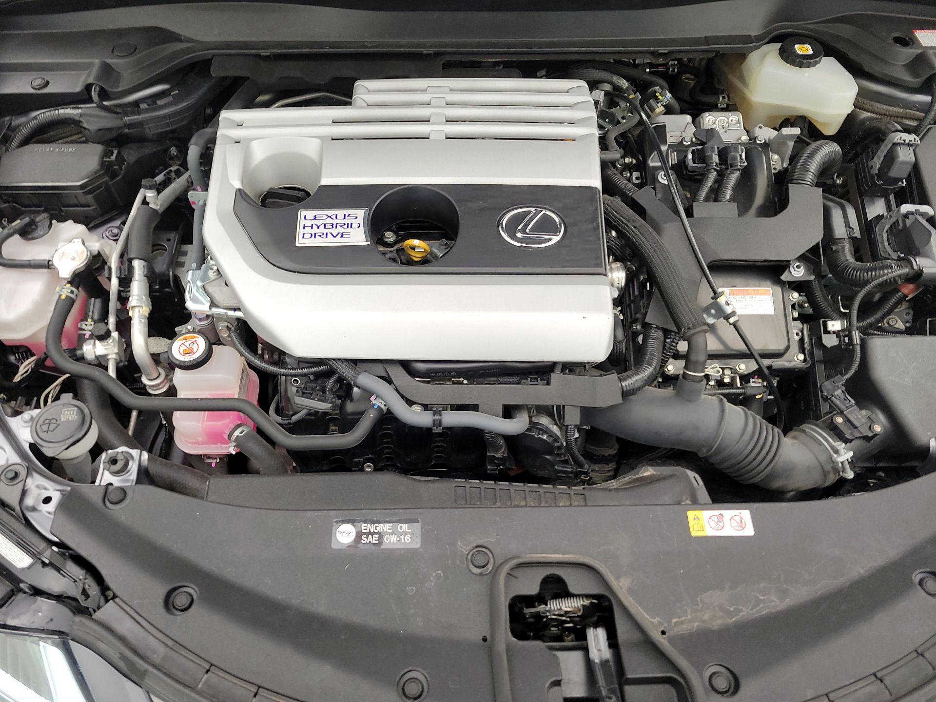 Thumbnail: 2020 Lexus UX - 17
