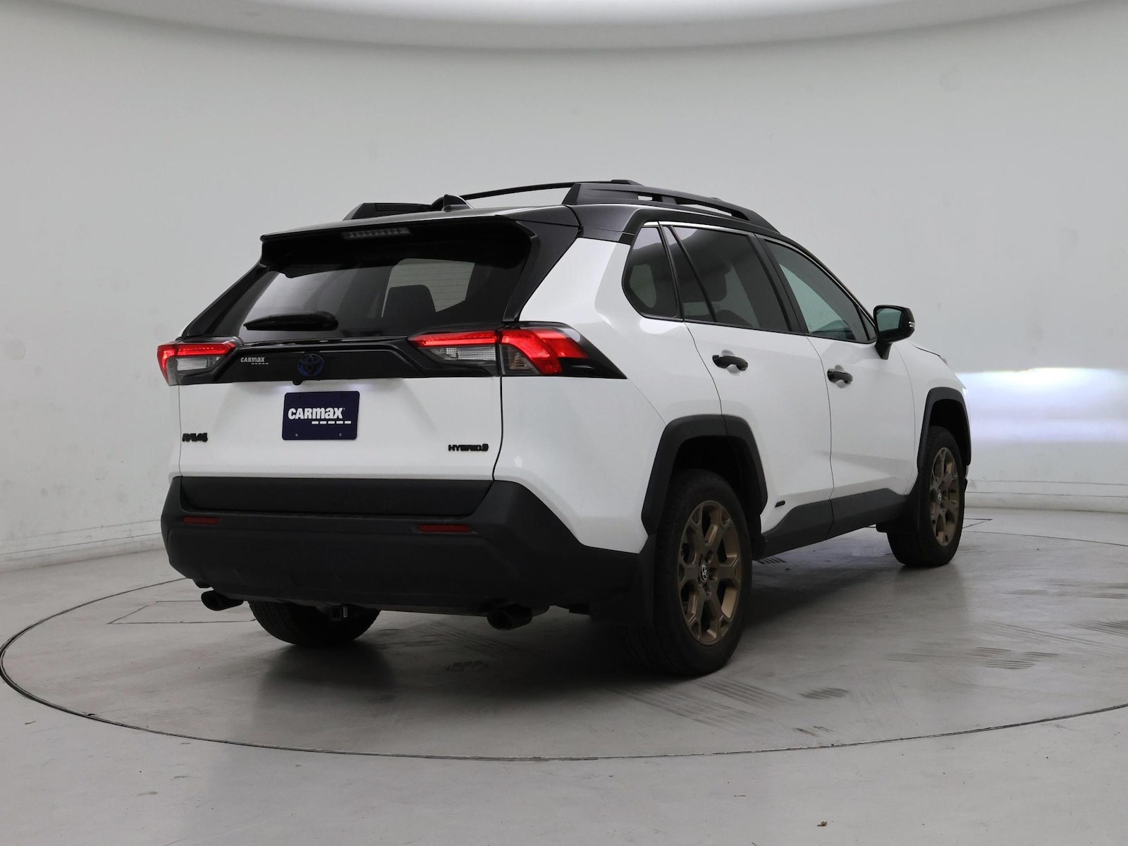 2024 Toyota RAV4 Woodland Edition - Photo 9