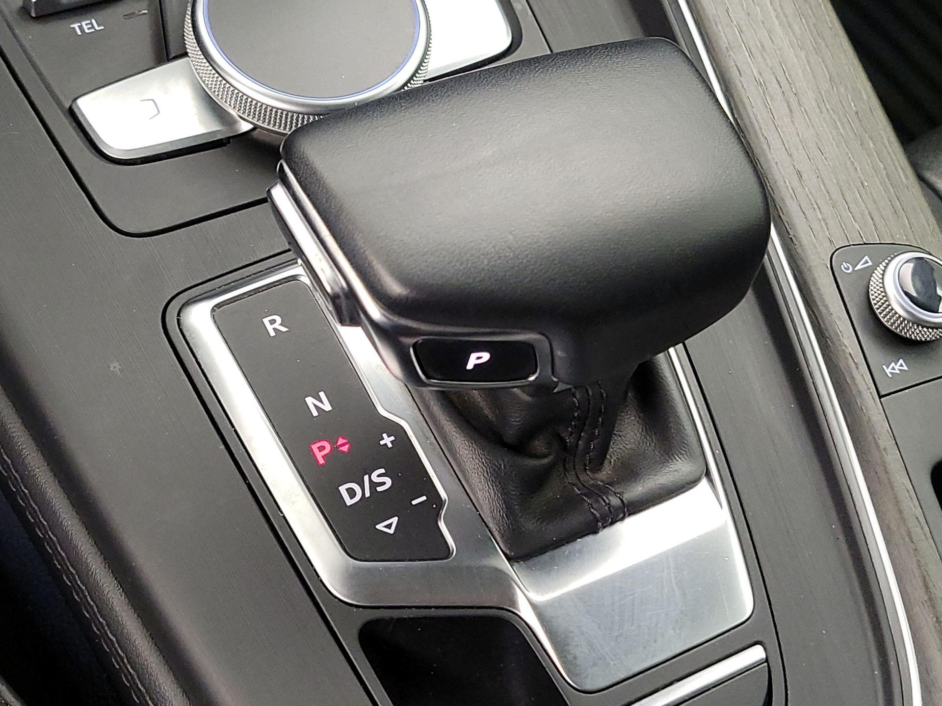 Thumbnail: 2019 Audi A4 - 15