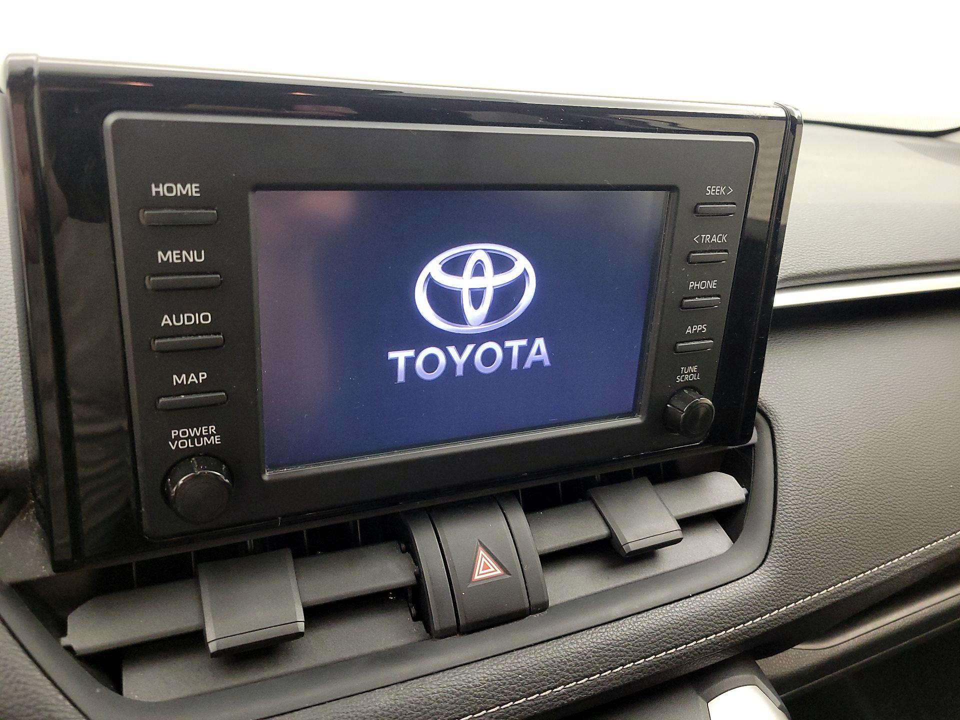 Thumbnail: 2019 Toyota RAV4 - 13