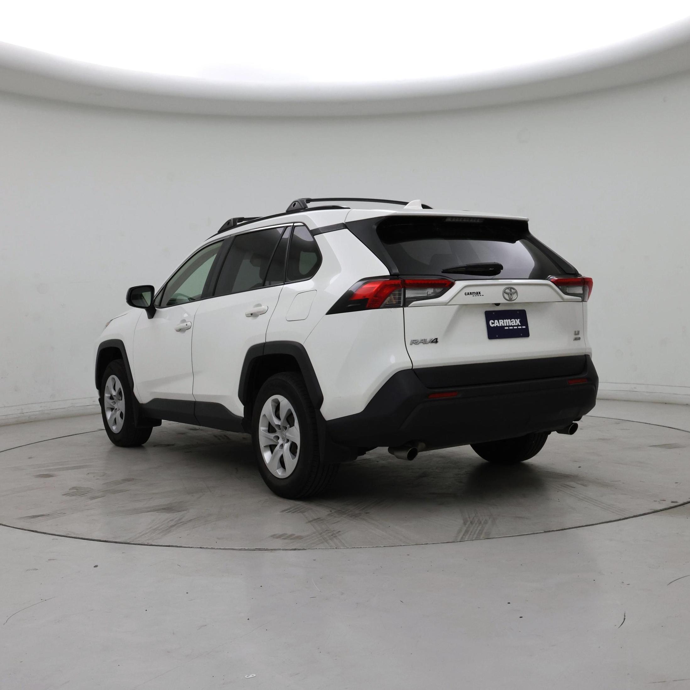 Thumbnail: 2019 Toyota RAV4 - 2