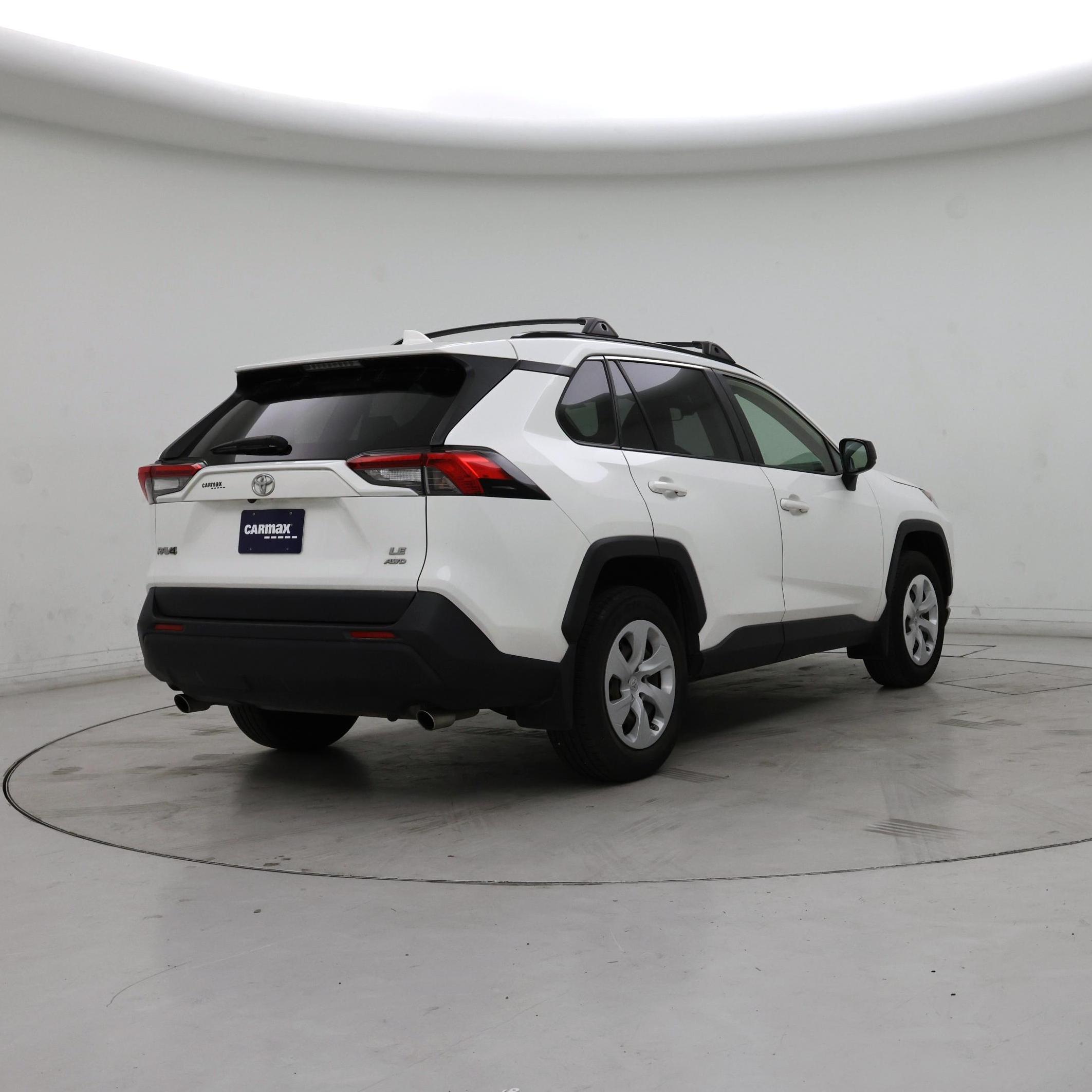 Thumbnail: 2019 Toyota RAV4 - 8