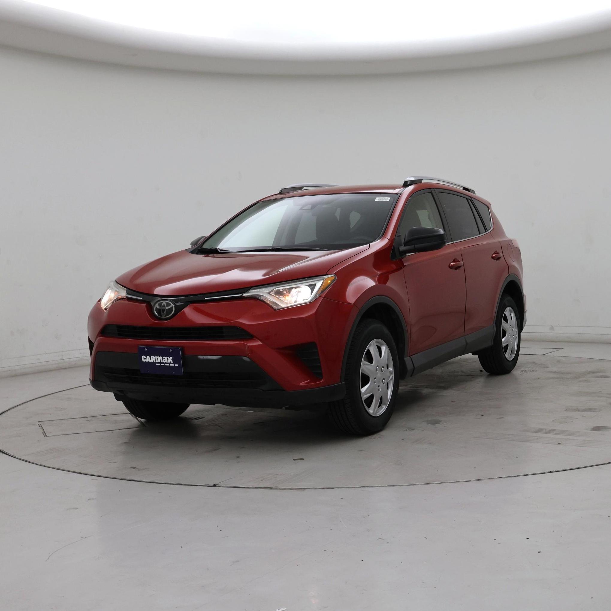 Thumbnail: 2017 Toyota RAV4 - 4