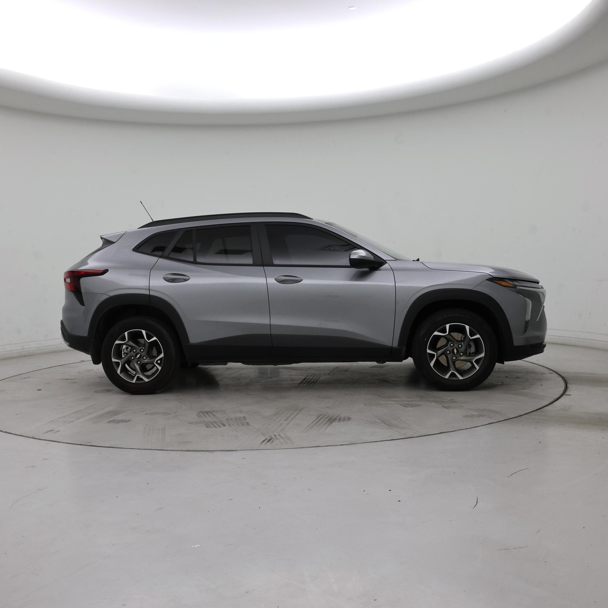 Thumbnail: 2025 Chevrolet Trax - 7