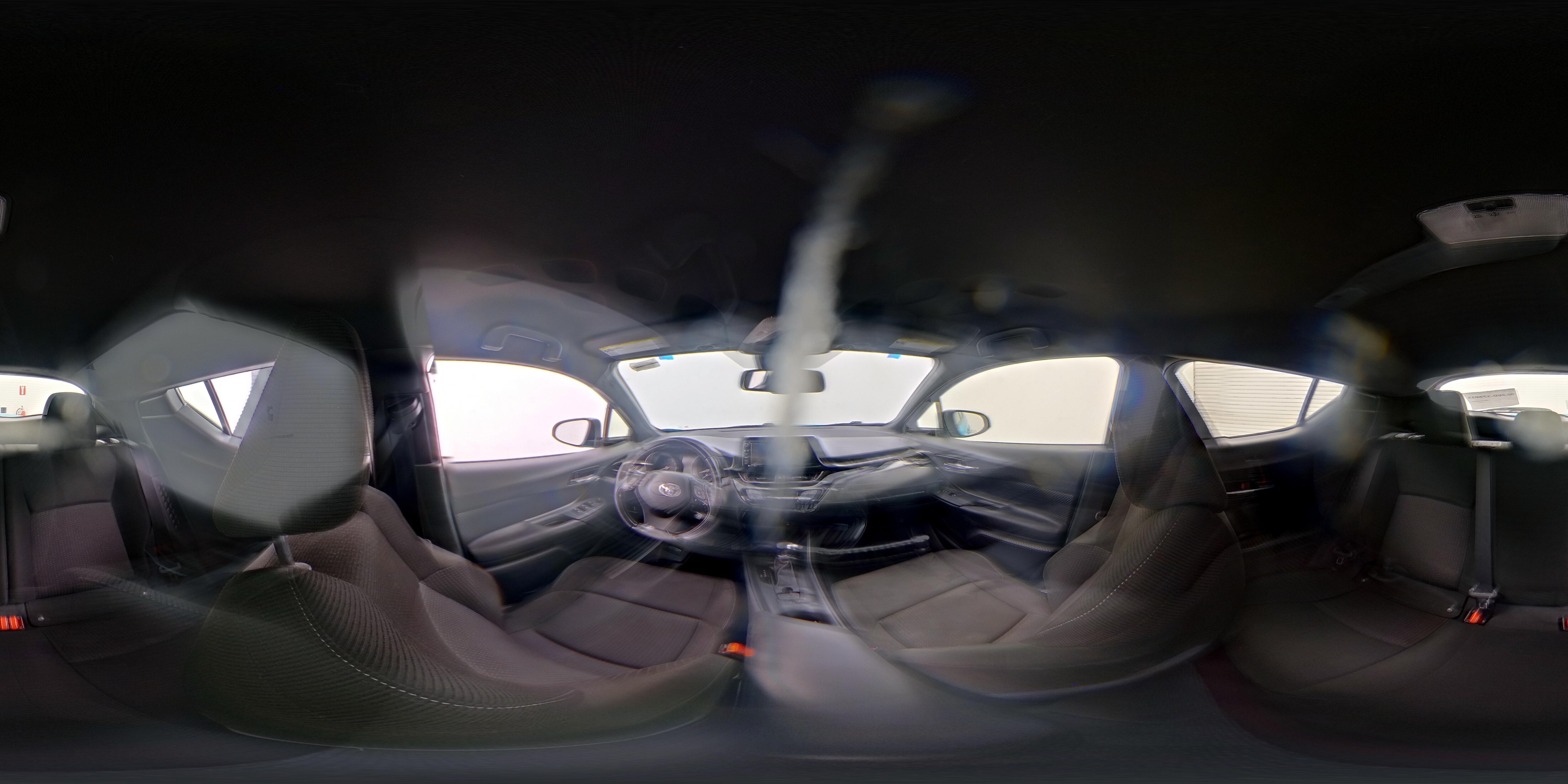 2018 Toyota C-HR XLE - Photo 20