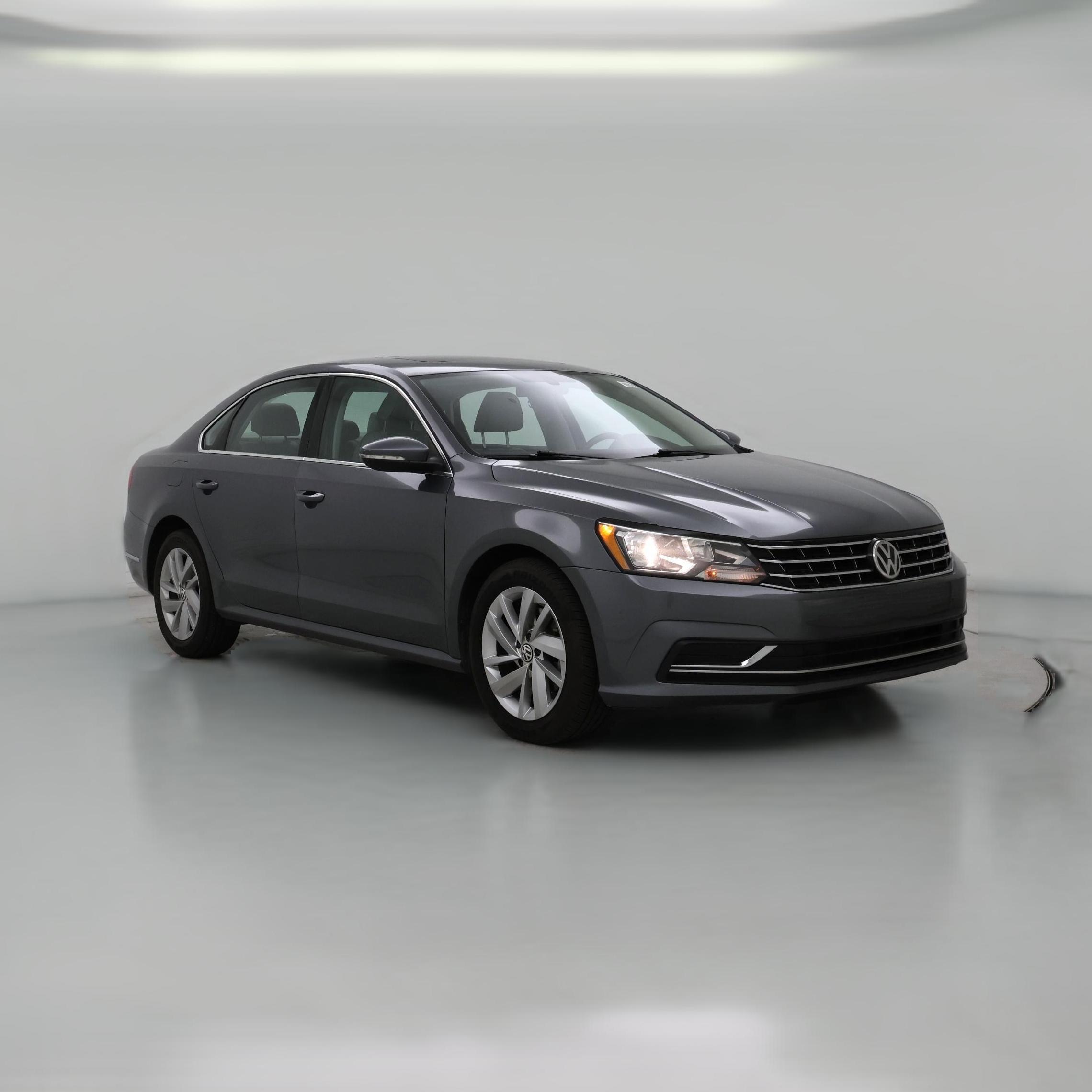 Thumbnail: 2018 Volkswagen Passat - 1