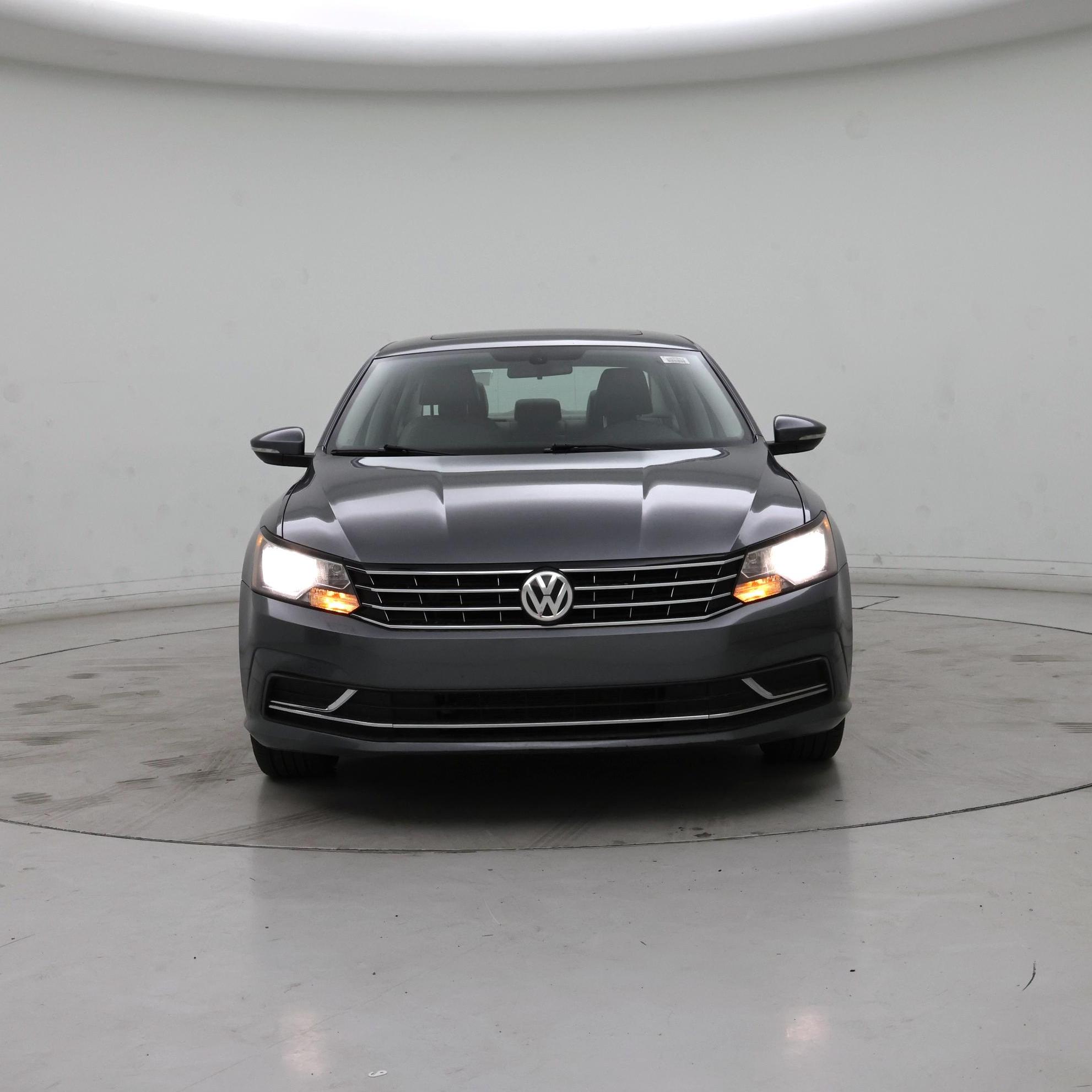 Thumbnail: 2018 Volkswagen Passat - 5