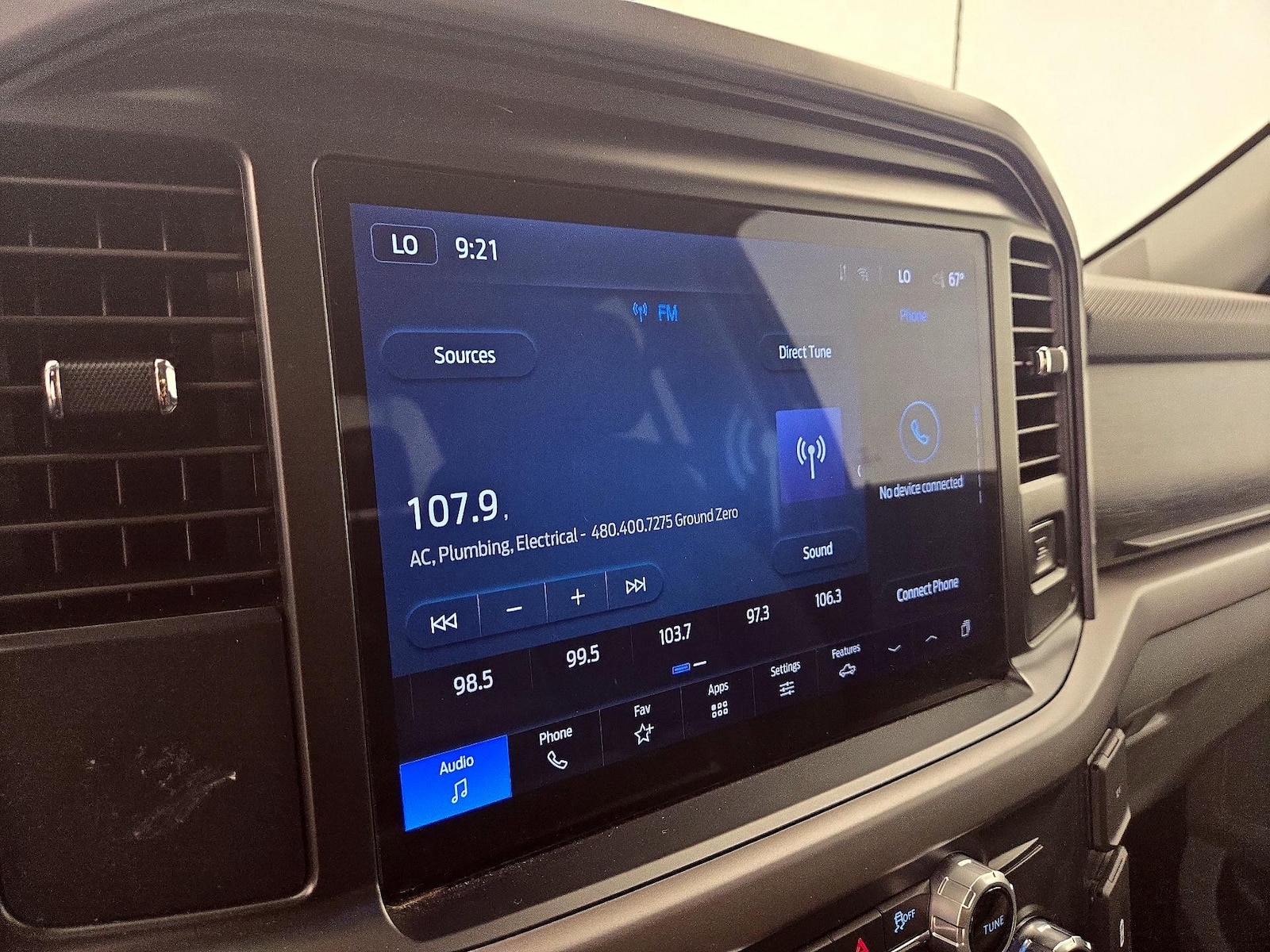 2025 Ford F-150 XLT - Photo 16