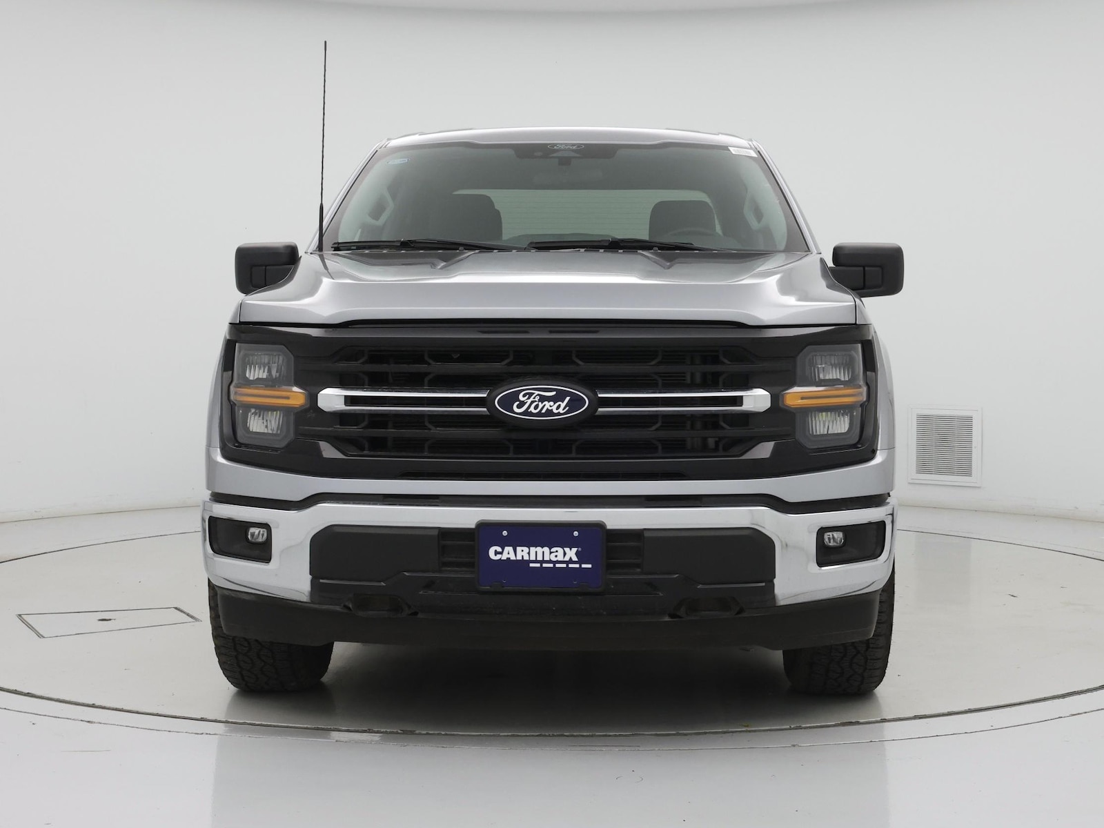 2025 Ford F-150 XLT - Photo 6