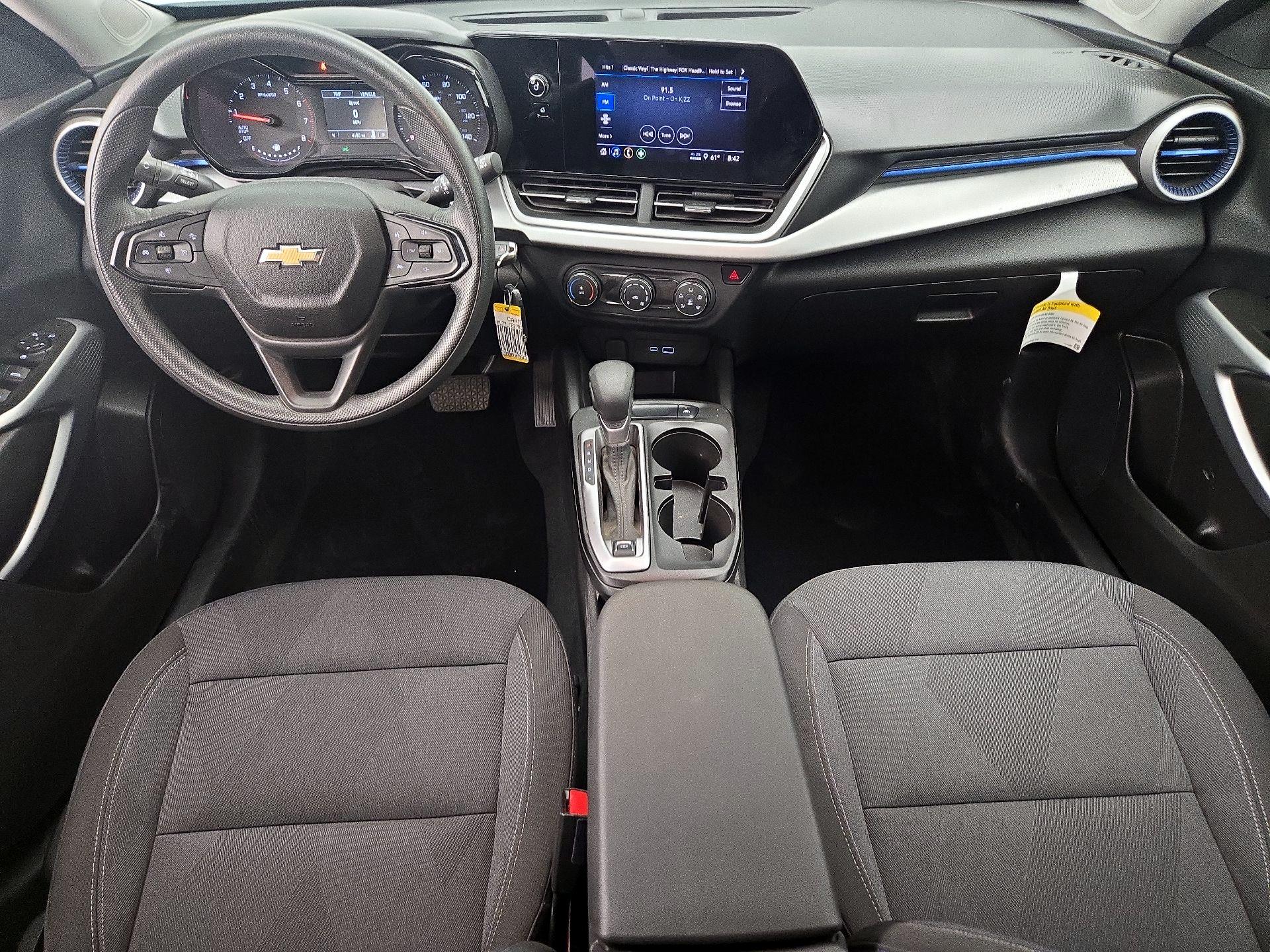 Thumbnail: 2024 Chevrolet Trax - 8