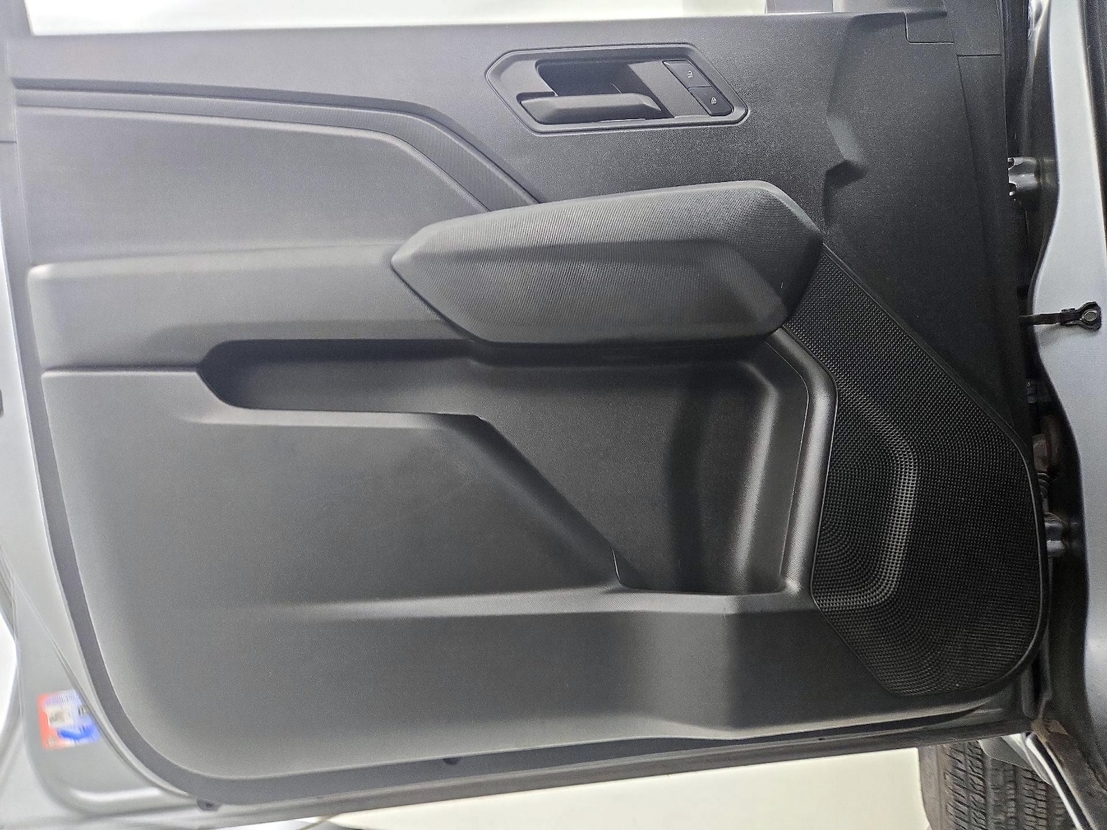 2023 Chevrolet Colorado Work Truck - Photo 13