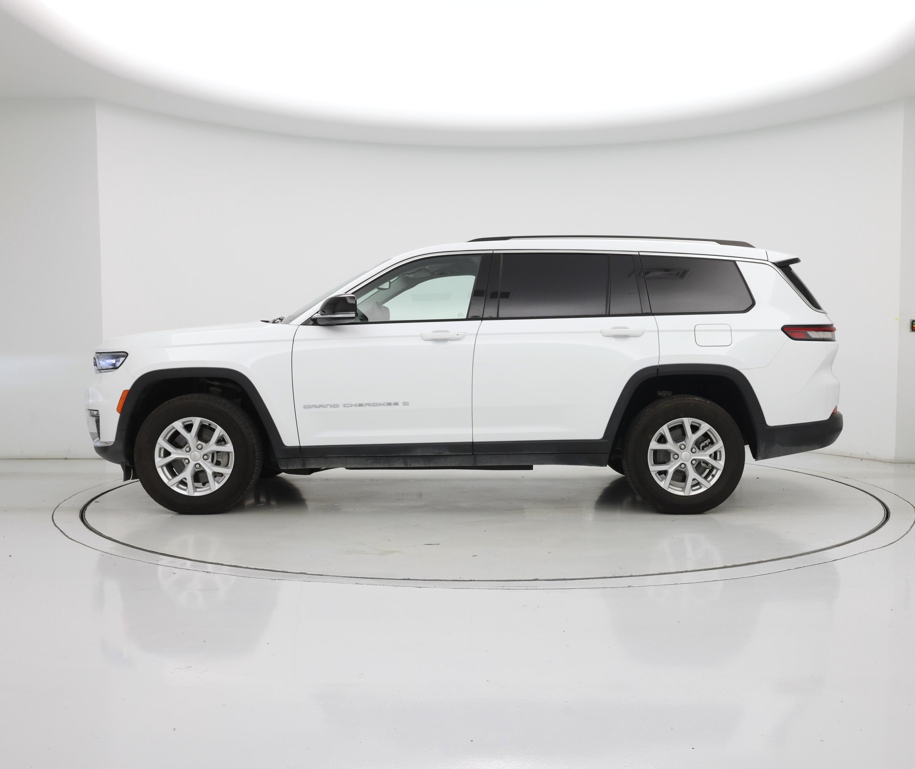 Thumbnail: 2023 Jeep Grand Cherokee L - 3