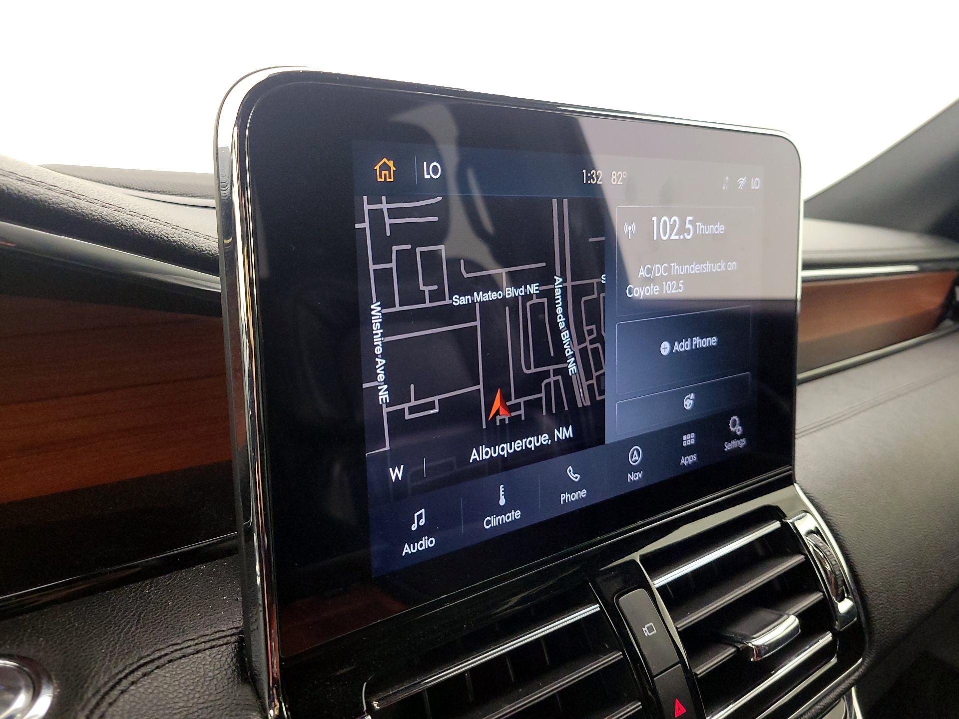 Thumbnail: 2020 Lincoln Navigator - 13