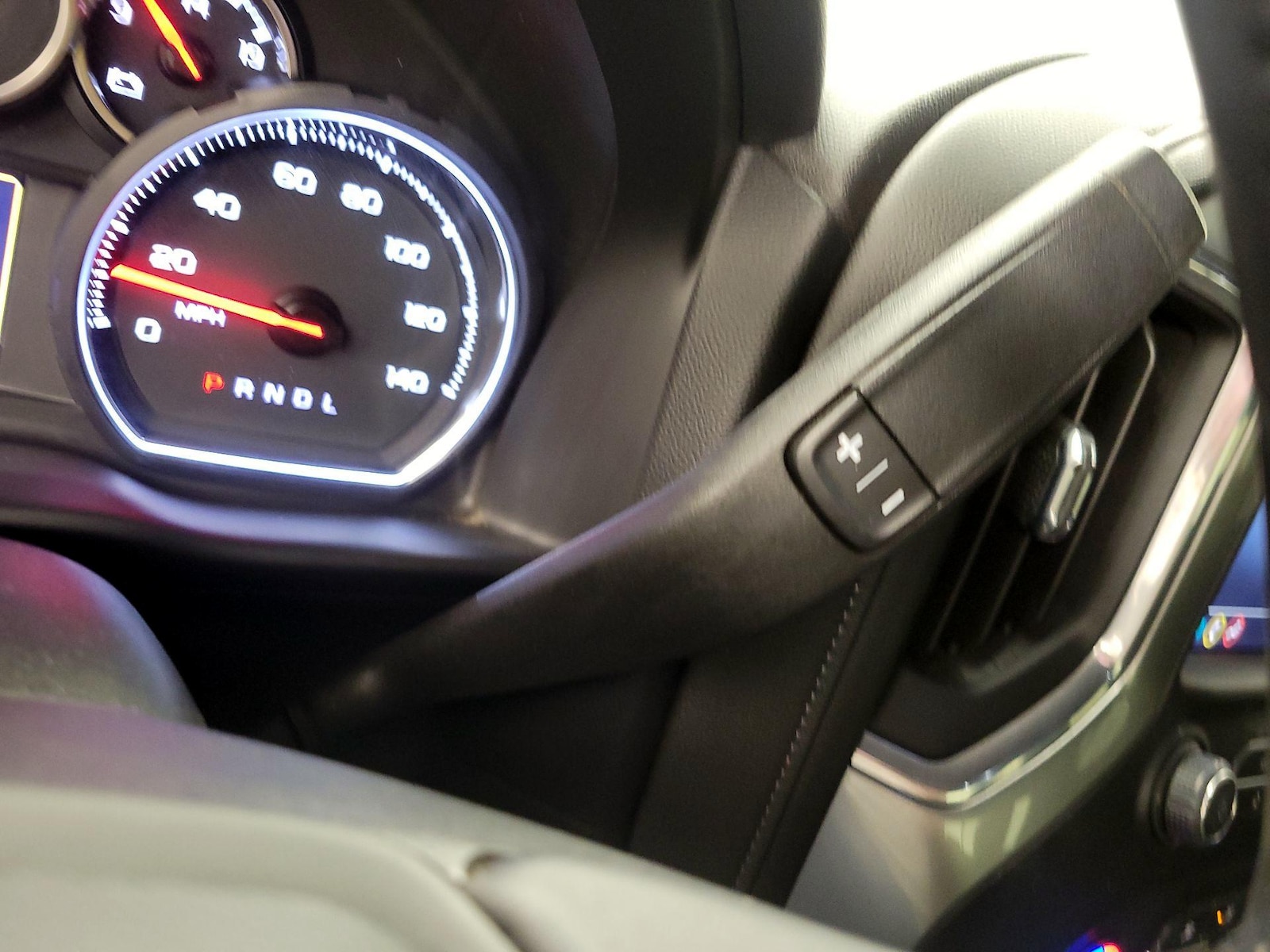 2021 Chevrolet Silverado 1500 LT - Photo 16