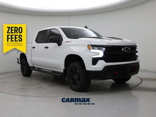 White 2023 Chevrolet Silverado 1500 LT Trail Boss Crew Cab 4WD Pickup Truck Four-Wheel Drive Automatic