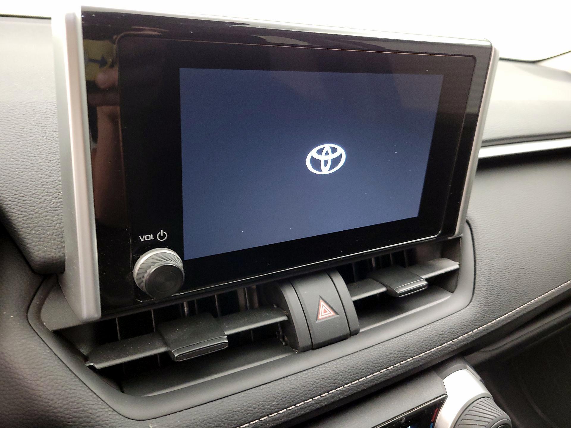 Thumbnail: 2025 Toyota RAV4 - 13