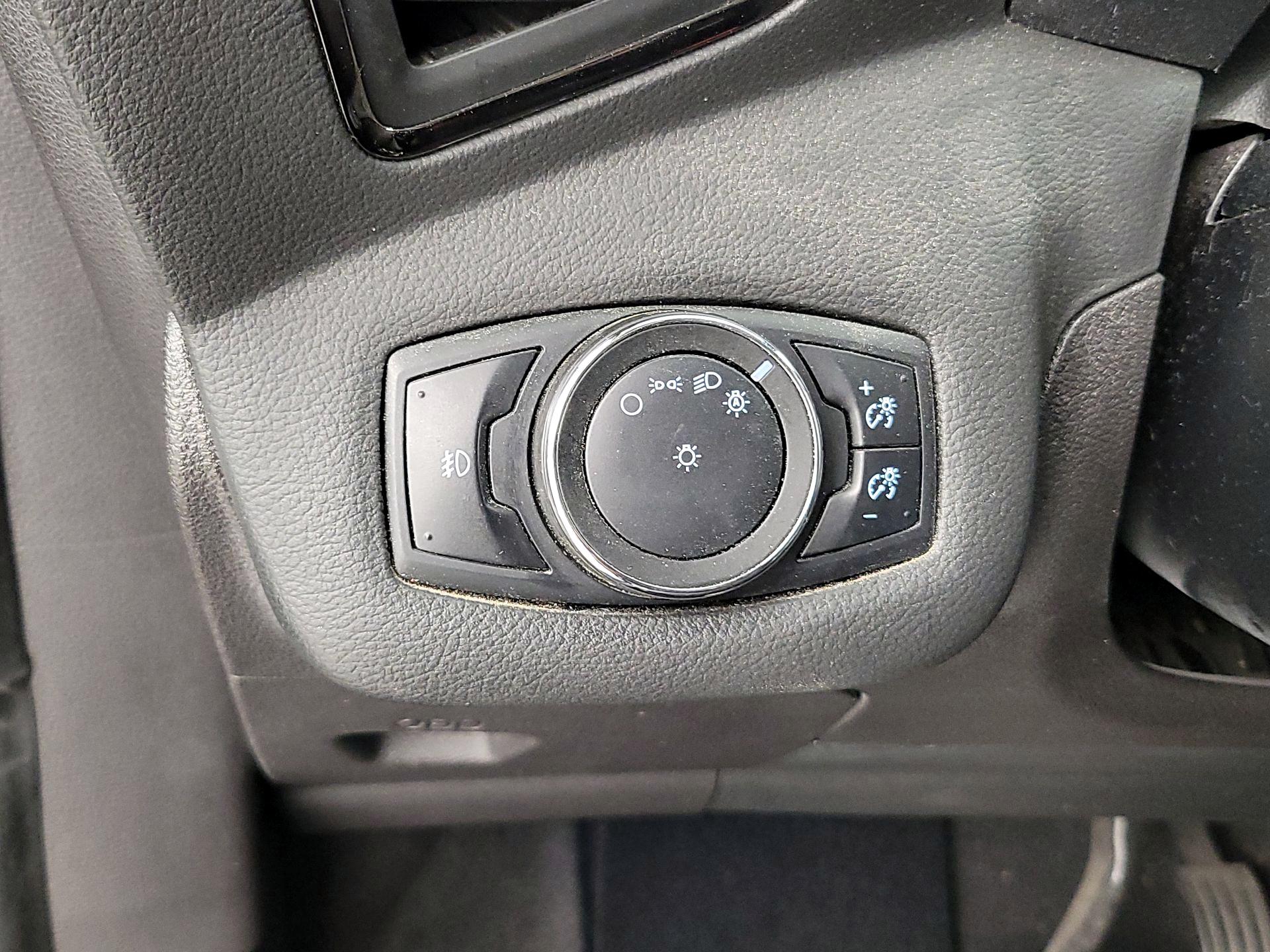 Thumbnail: 2014 Ford Escape - 13