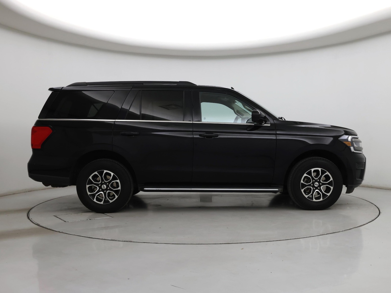 2023 Ford Expedition XLT - Photo 8