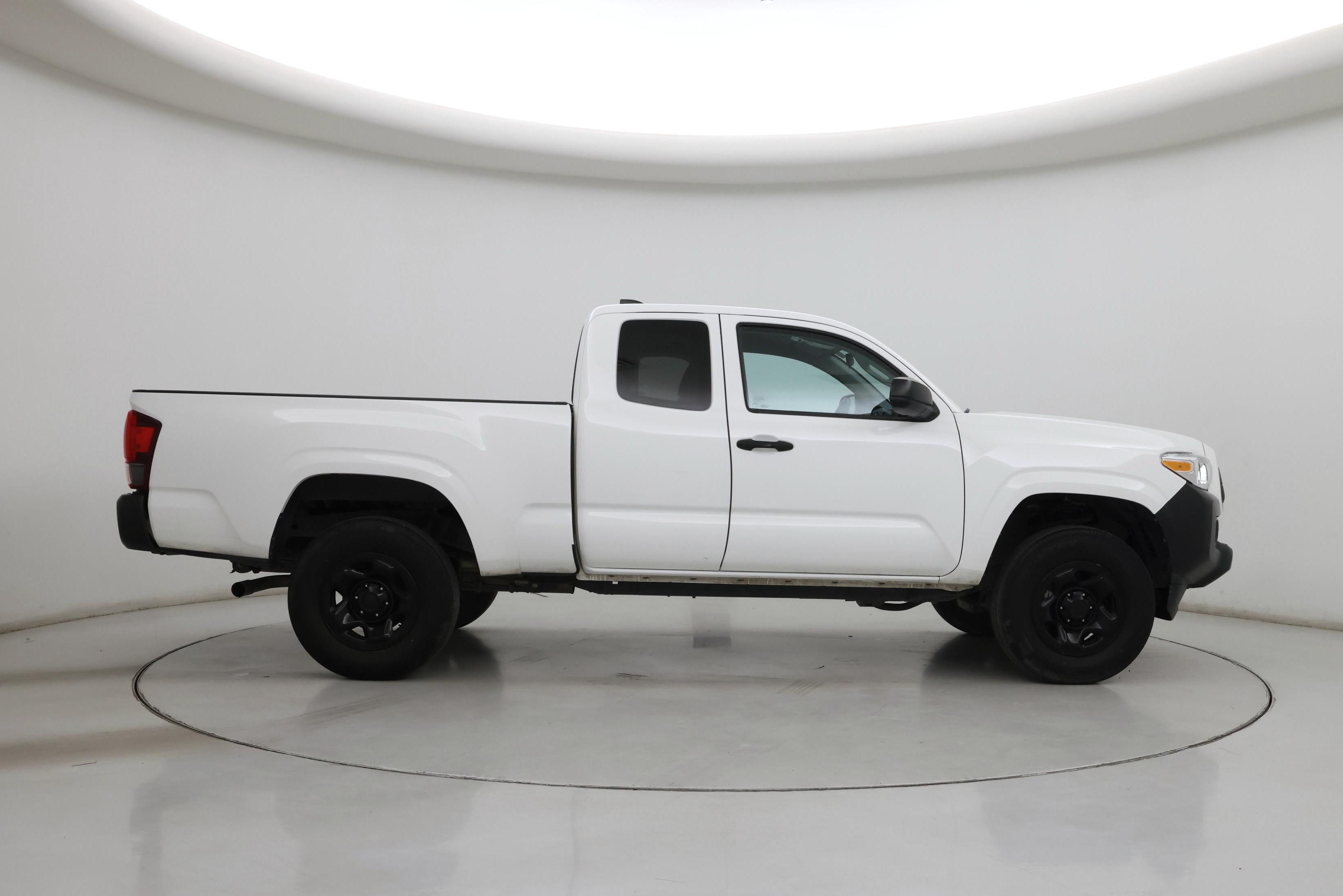 Thumbnail: 2022 Toyota Tacoma - 7