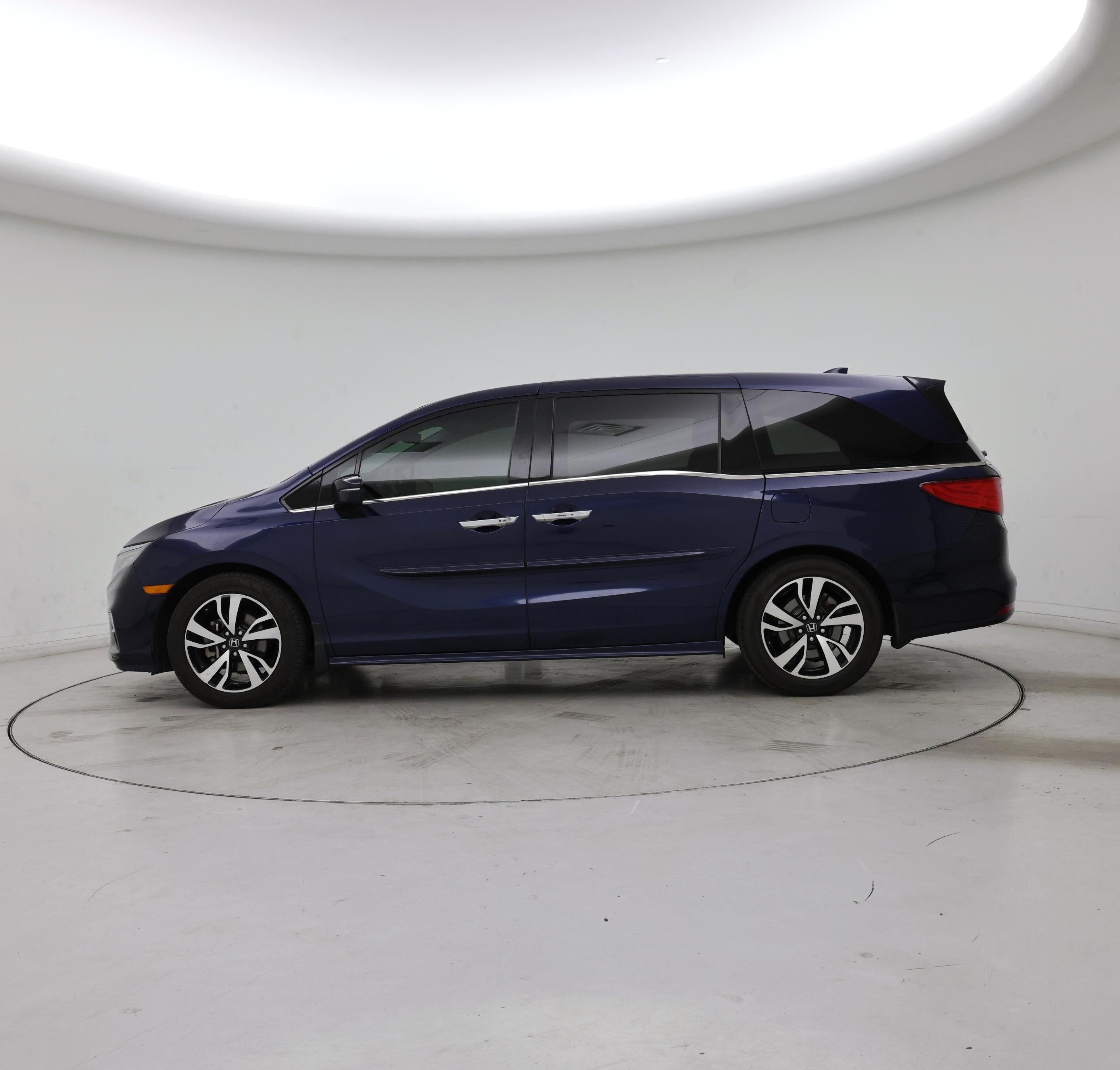 Thumbnail: 2020 Honda Odyssey - 3