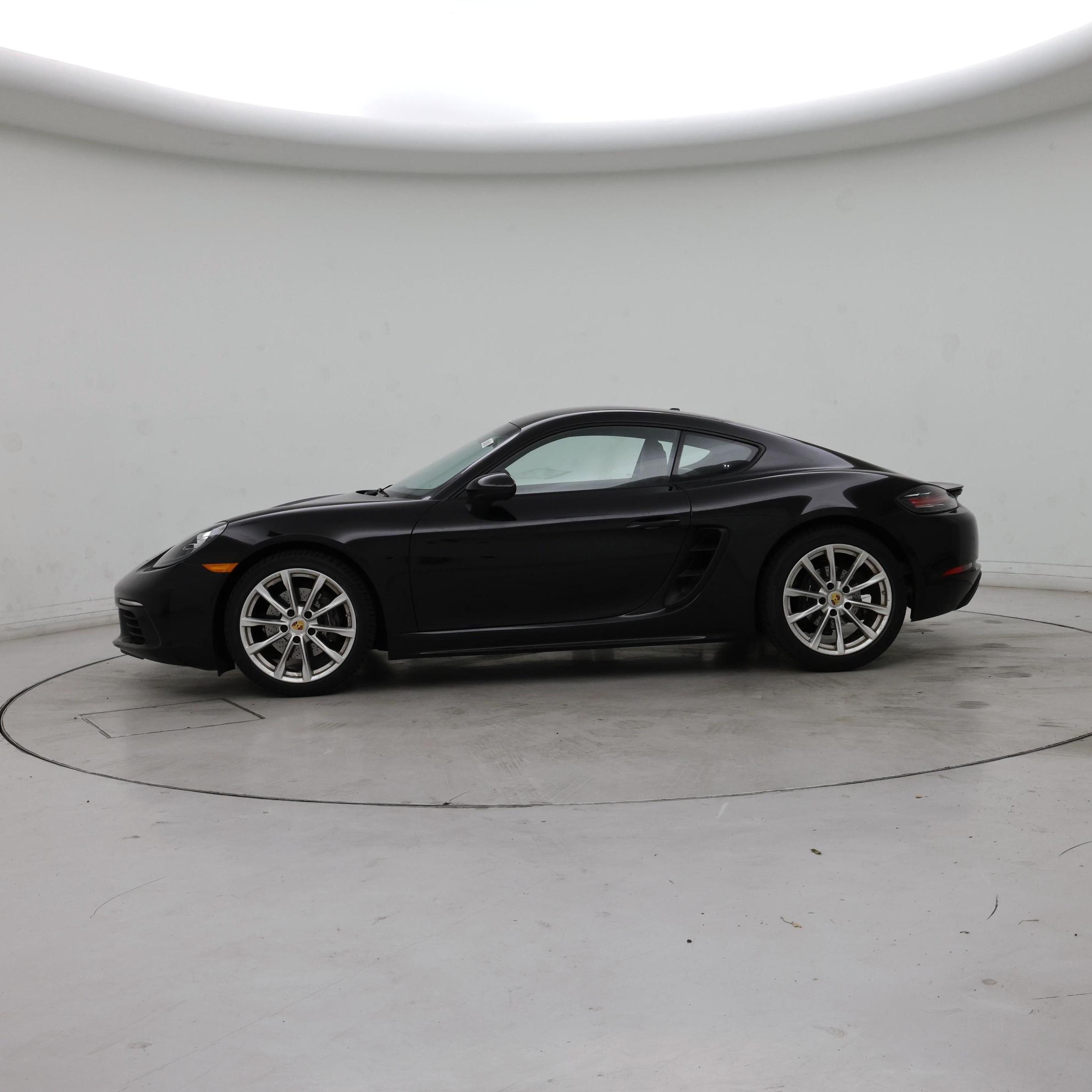 Thumbnail: 2017 Porsche 718 Cayman - 3